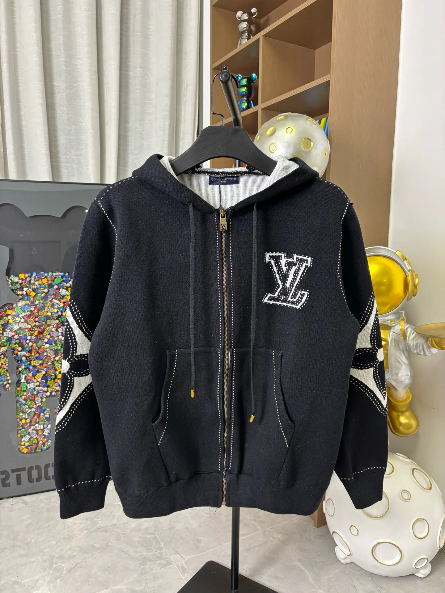 Куртки И Пуховики Мужские Louis Vuitton 11099717