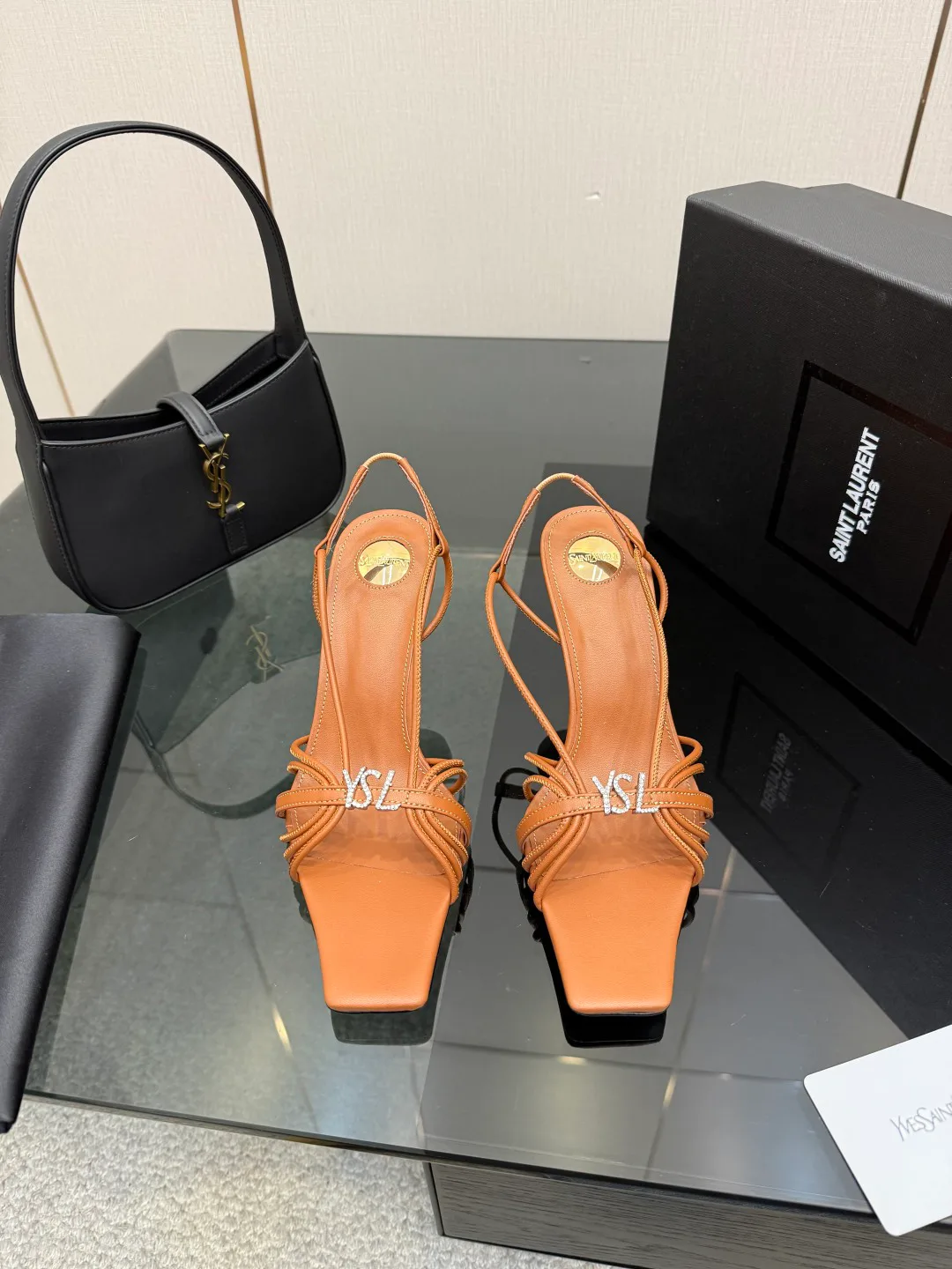 Босоножки Женские Saint Laurent 1435319