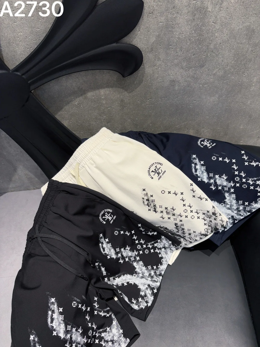 Шорты Мужские Louis Vuitton 11515815