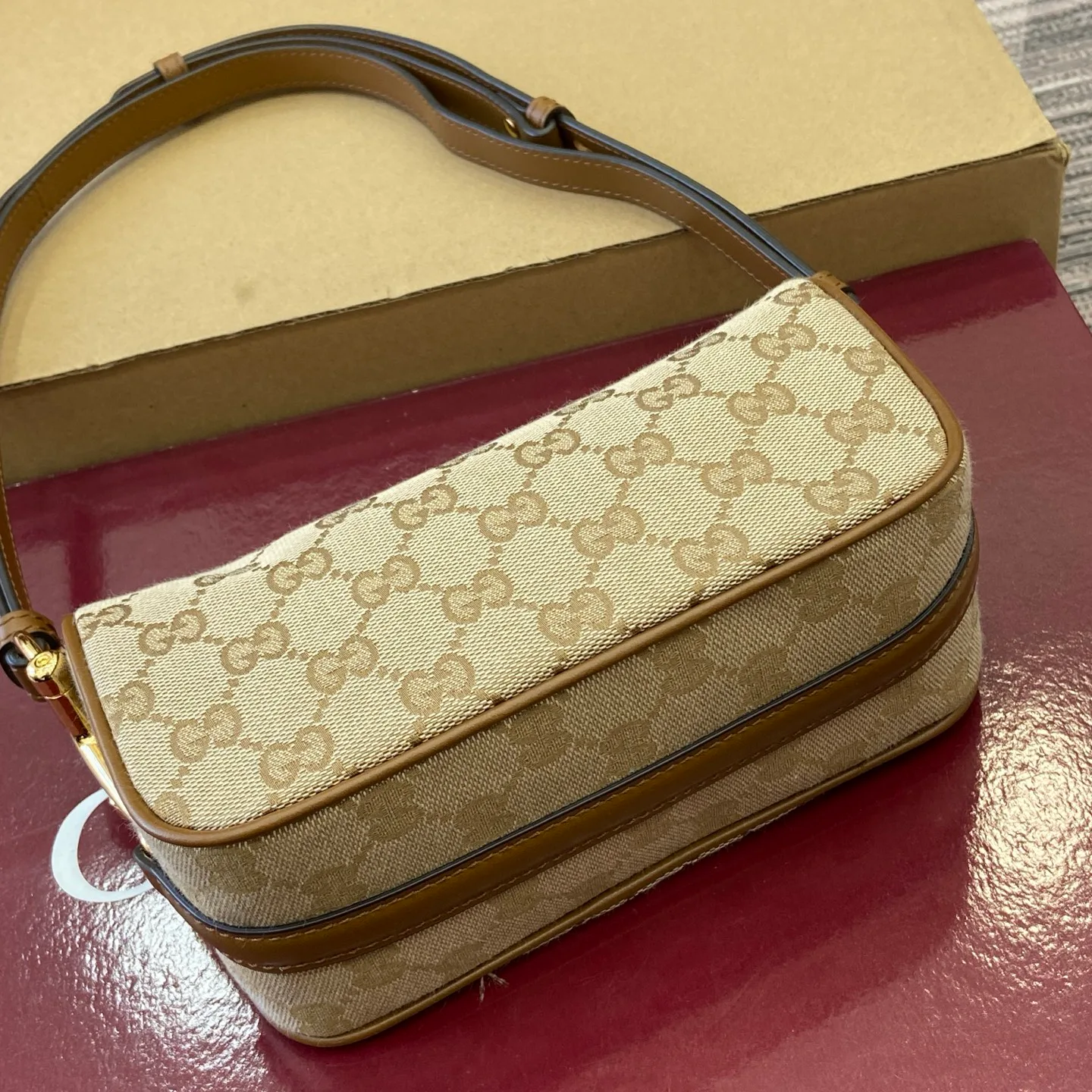 Классические Сумки Женские Gucci 11704002