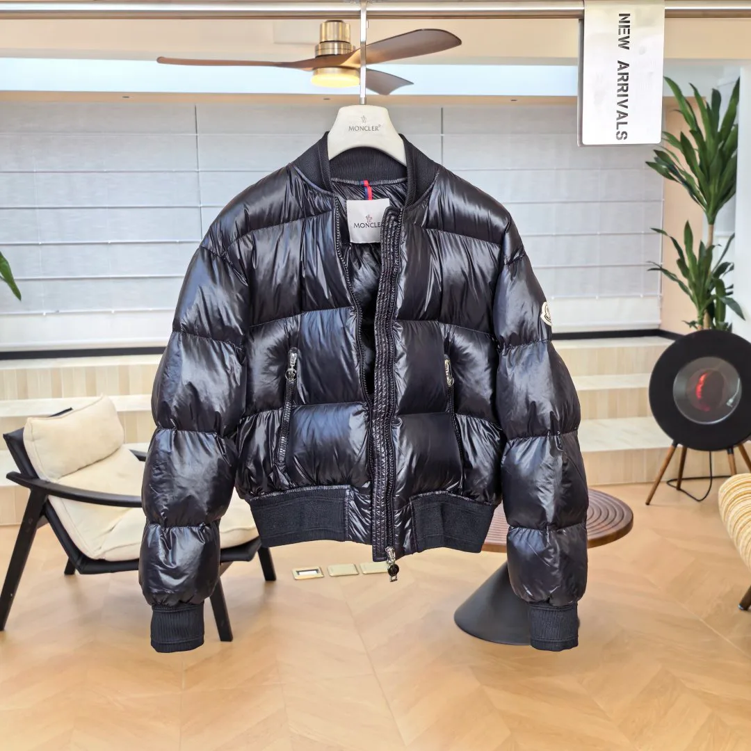 Куртки И Пуховики Женские Moncler 18432308