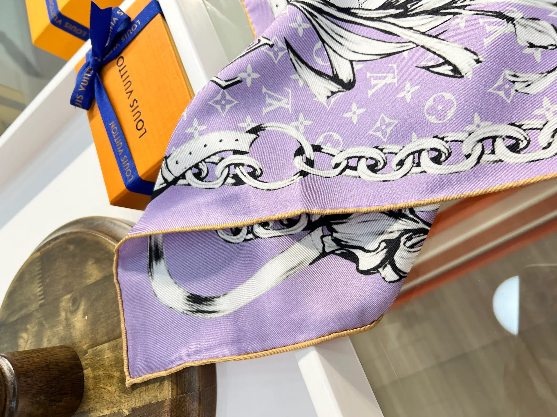 Платки Louis Vuitton 1883247