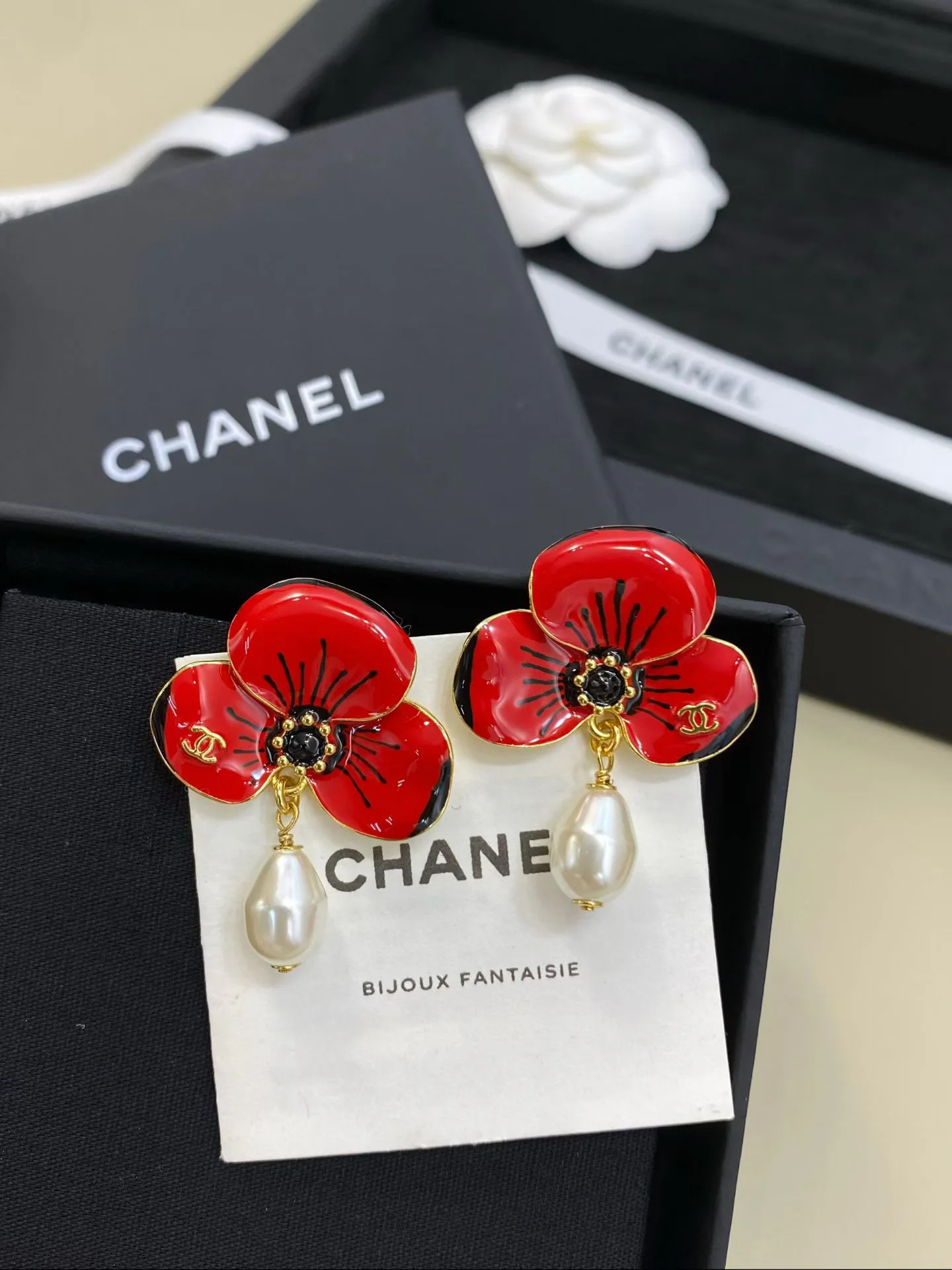 Бижутерия Chanel 18122623