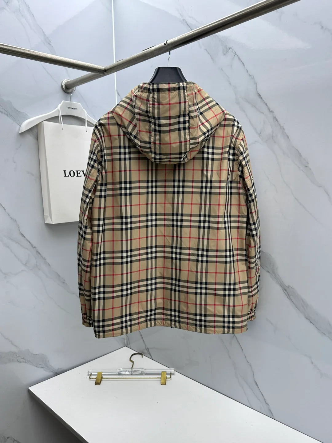 Куртки И Пуховики Мужские Burberry 18246849