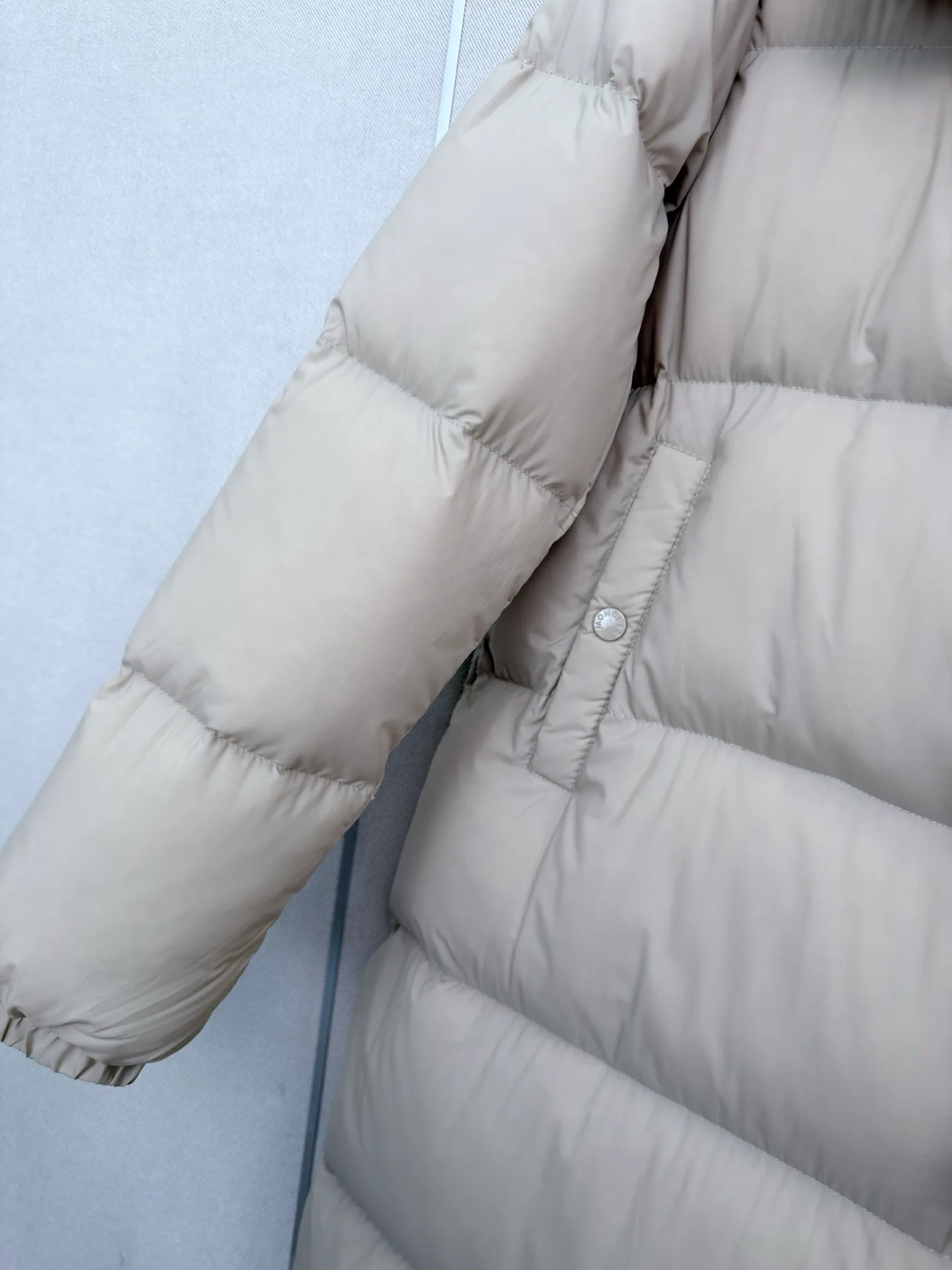 Куртки И Пуховики Женские Moncler 18600948