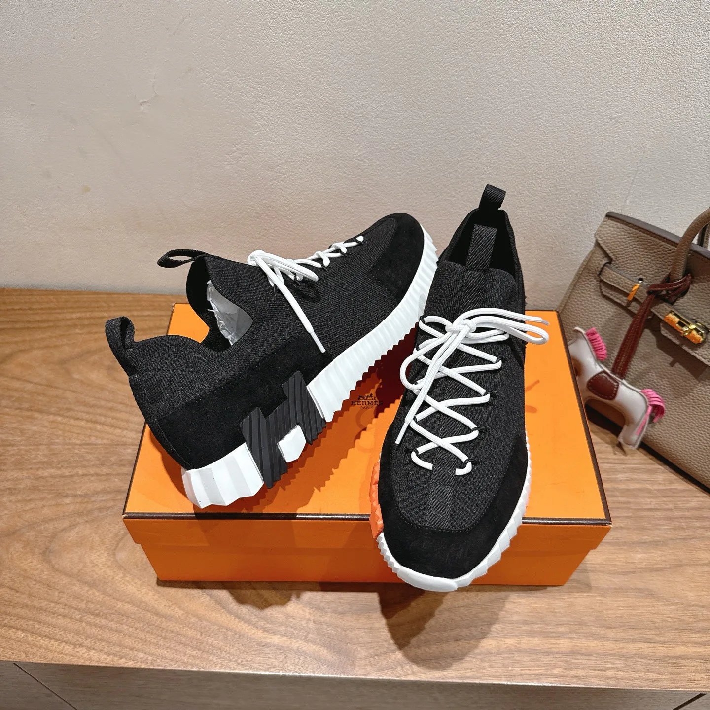 Кроссовки Женские Hermes 4852683
