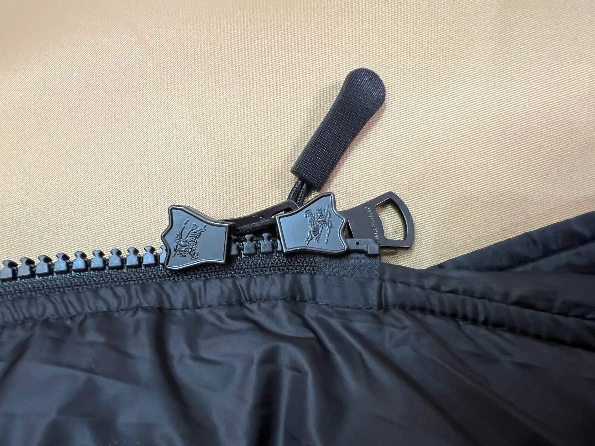 Куртки И Пуховики Женские Burberry 2500333