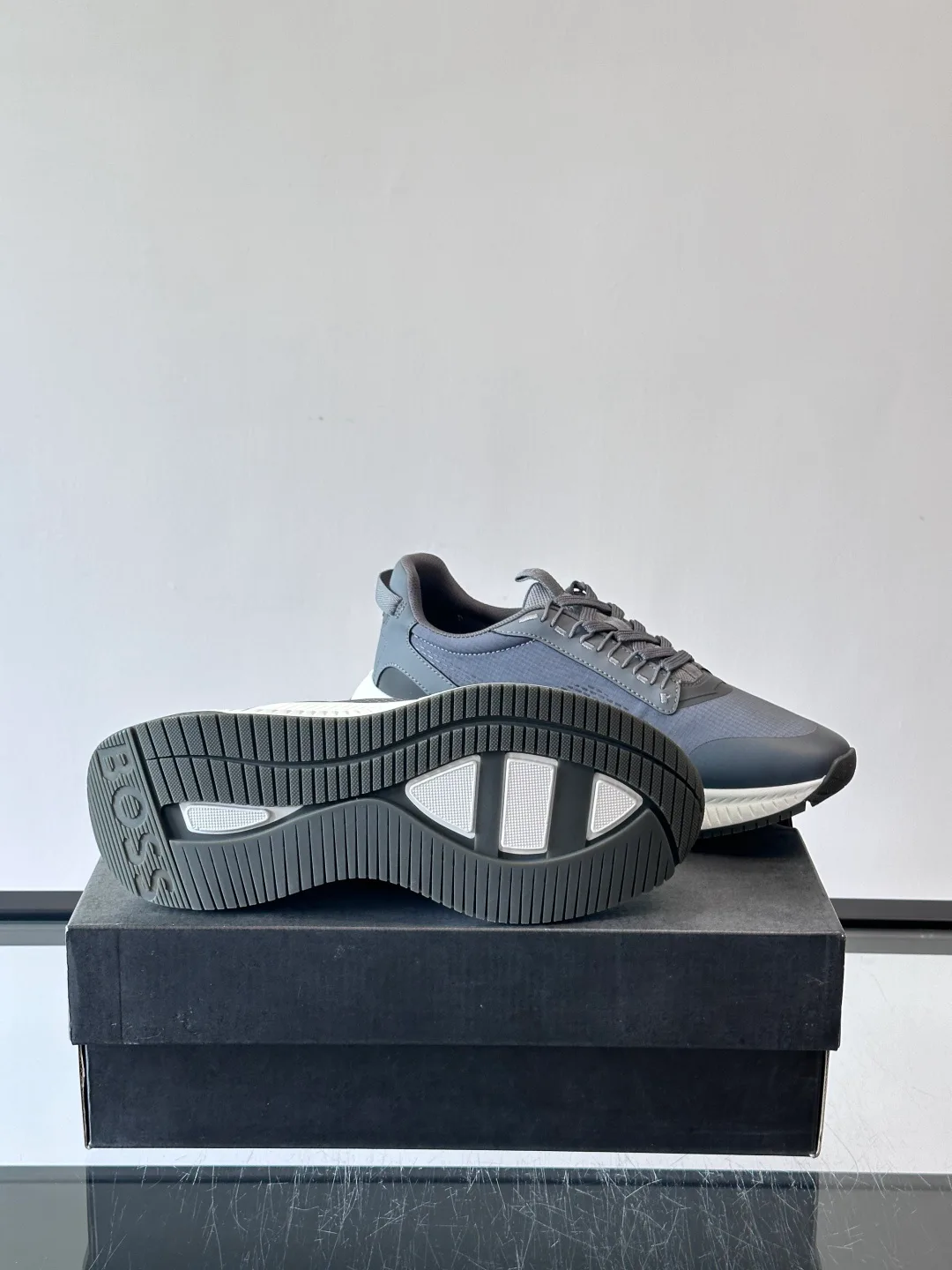 Кроссовки Мужские Hugo Boss 829887