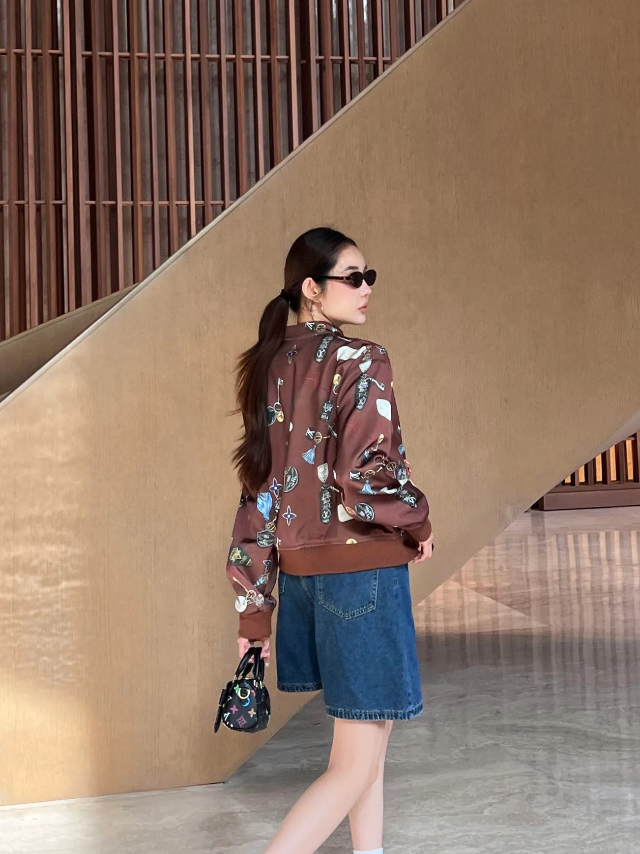 Куртки И Пуховики Женские Louis Vuitton 14144237