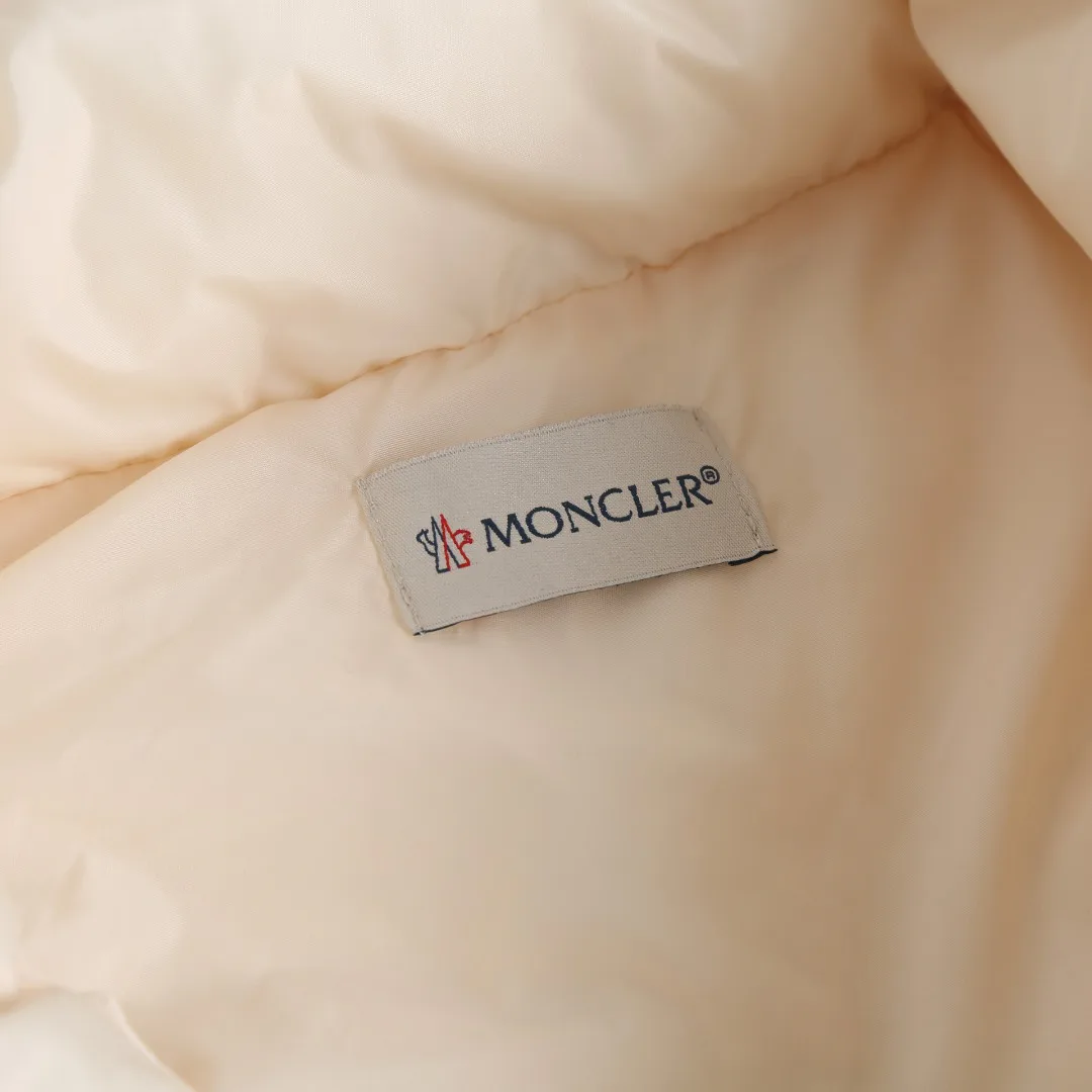Куртки И Пуховики Женские Moncler 18284069