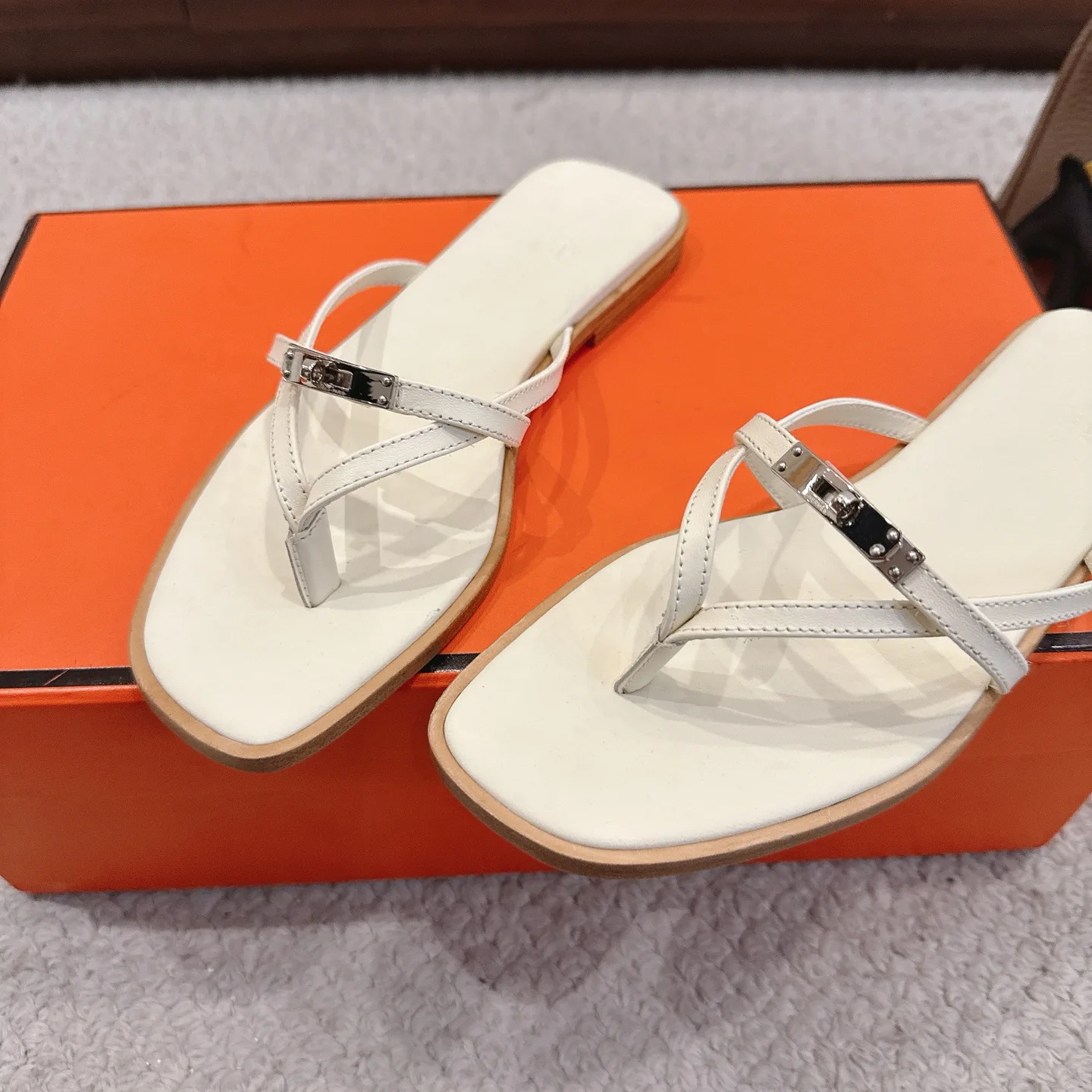 Сандалии Женские Hermes 10978196