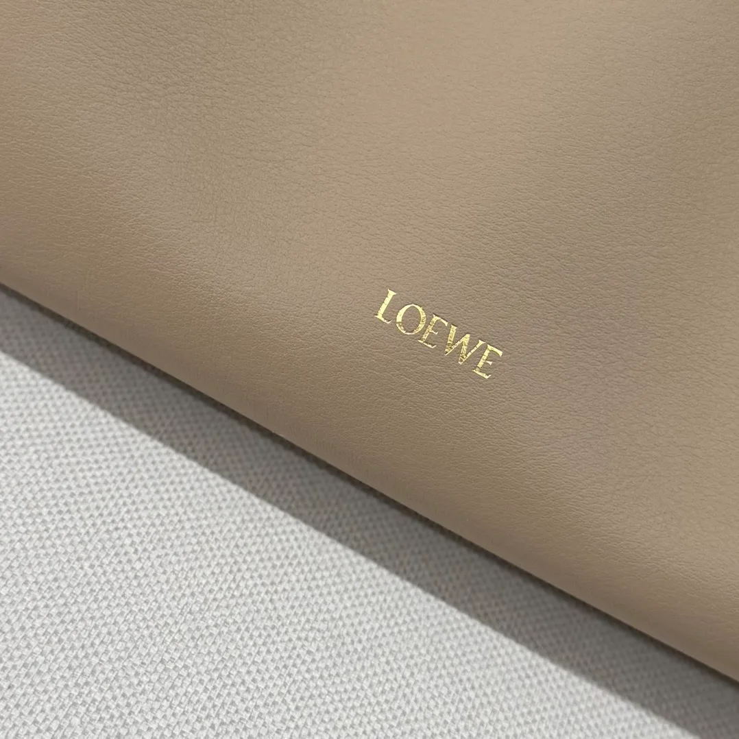 Клатчи Женские Loewe 11513568