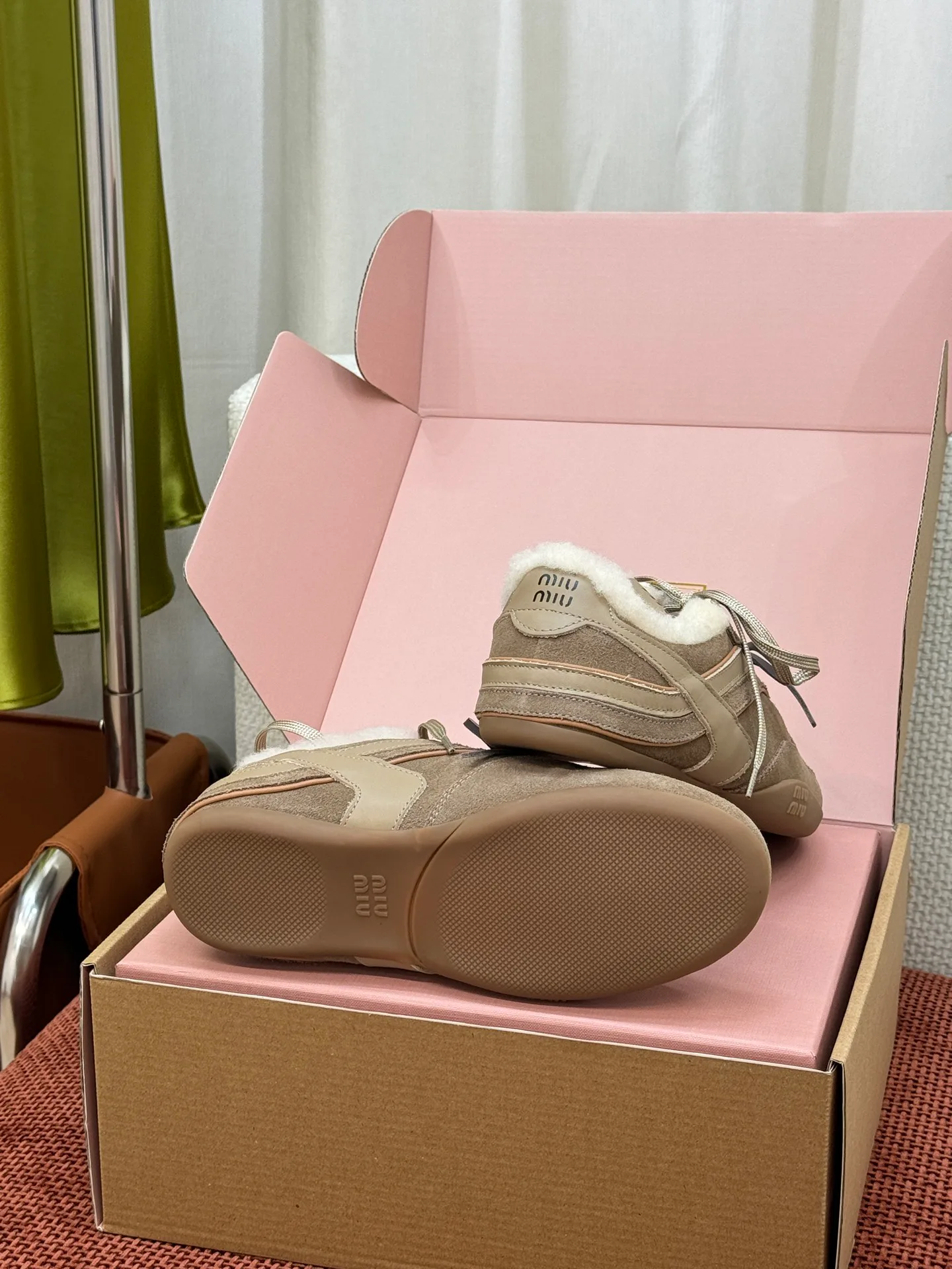 Кроссовки Женские Miu Miu 18341950