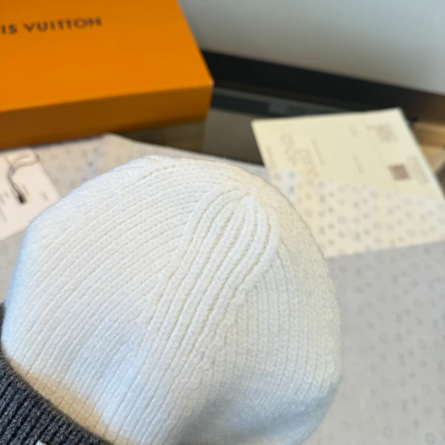 Головные Уборы Louis Vuitton 240472