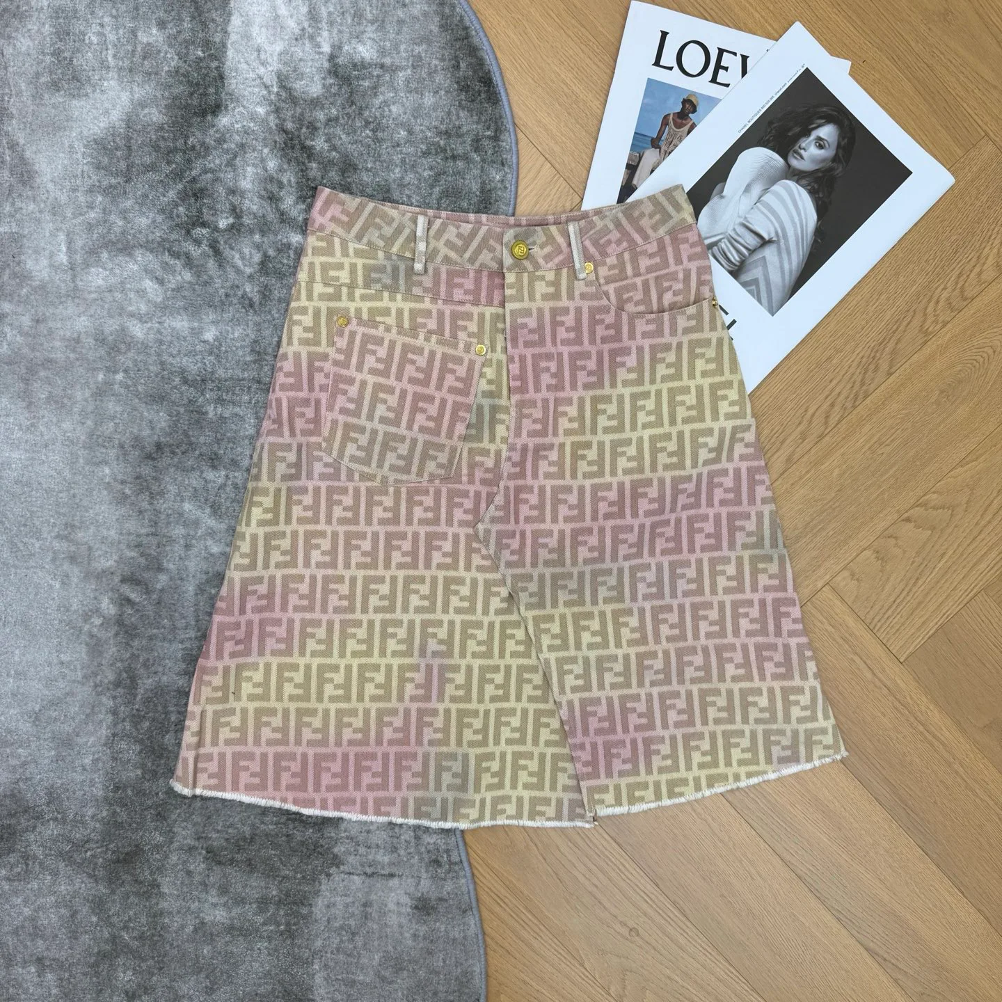 Юбки Женские Fendi 13232011