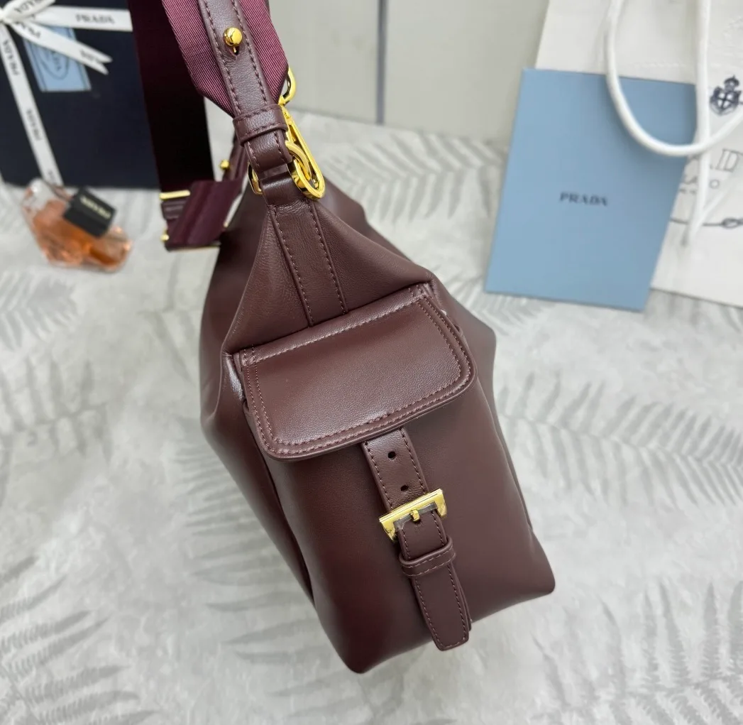 Сумки На Ремне Женские Prada 12583869