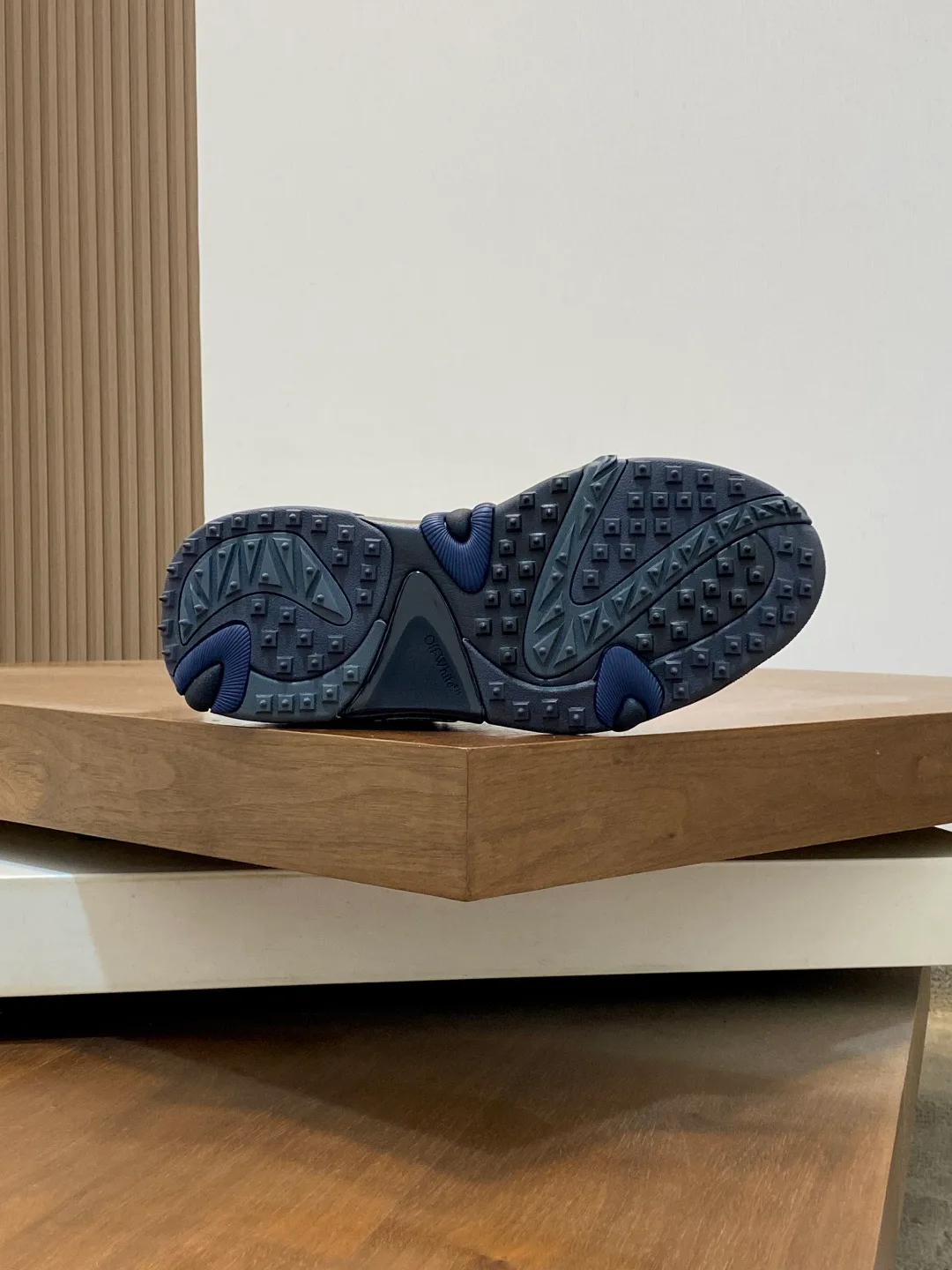 Кроссовки Женские Off-White 12842871