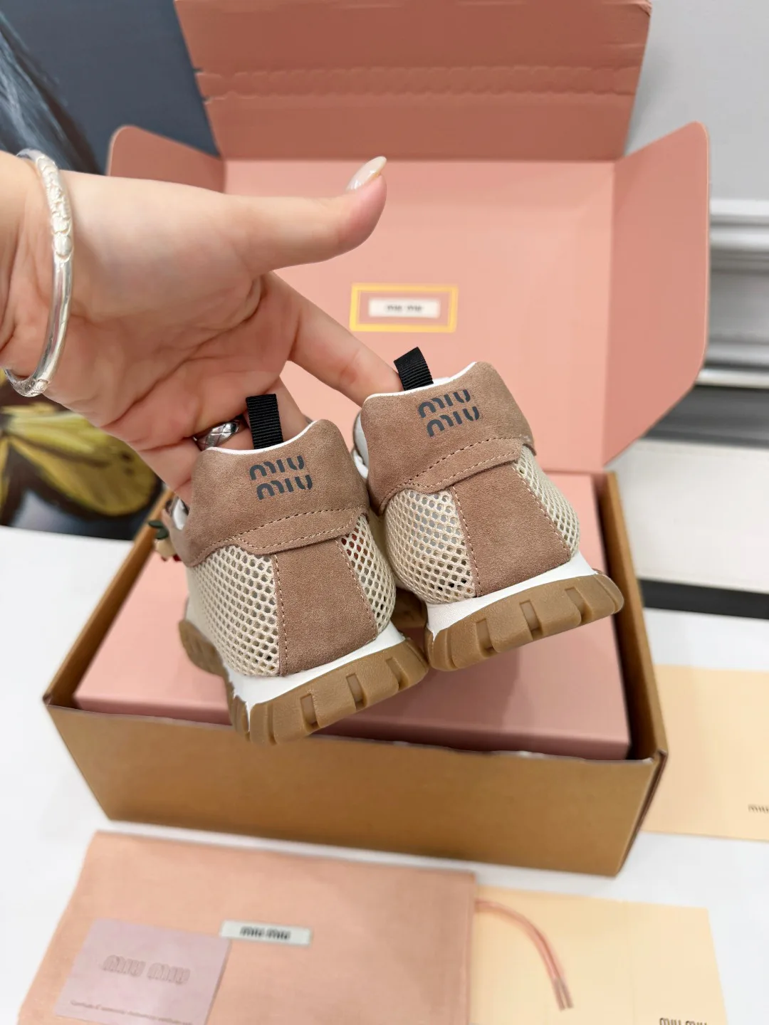 Кроссовки Женские Miu Miu 17245335