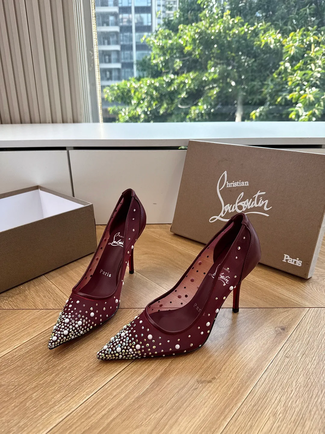Туфли Женские Christian Louboutin 17480778