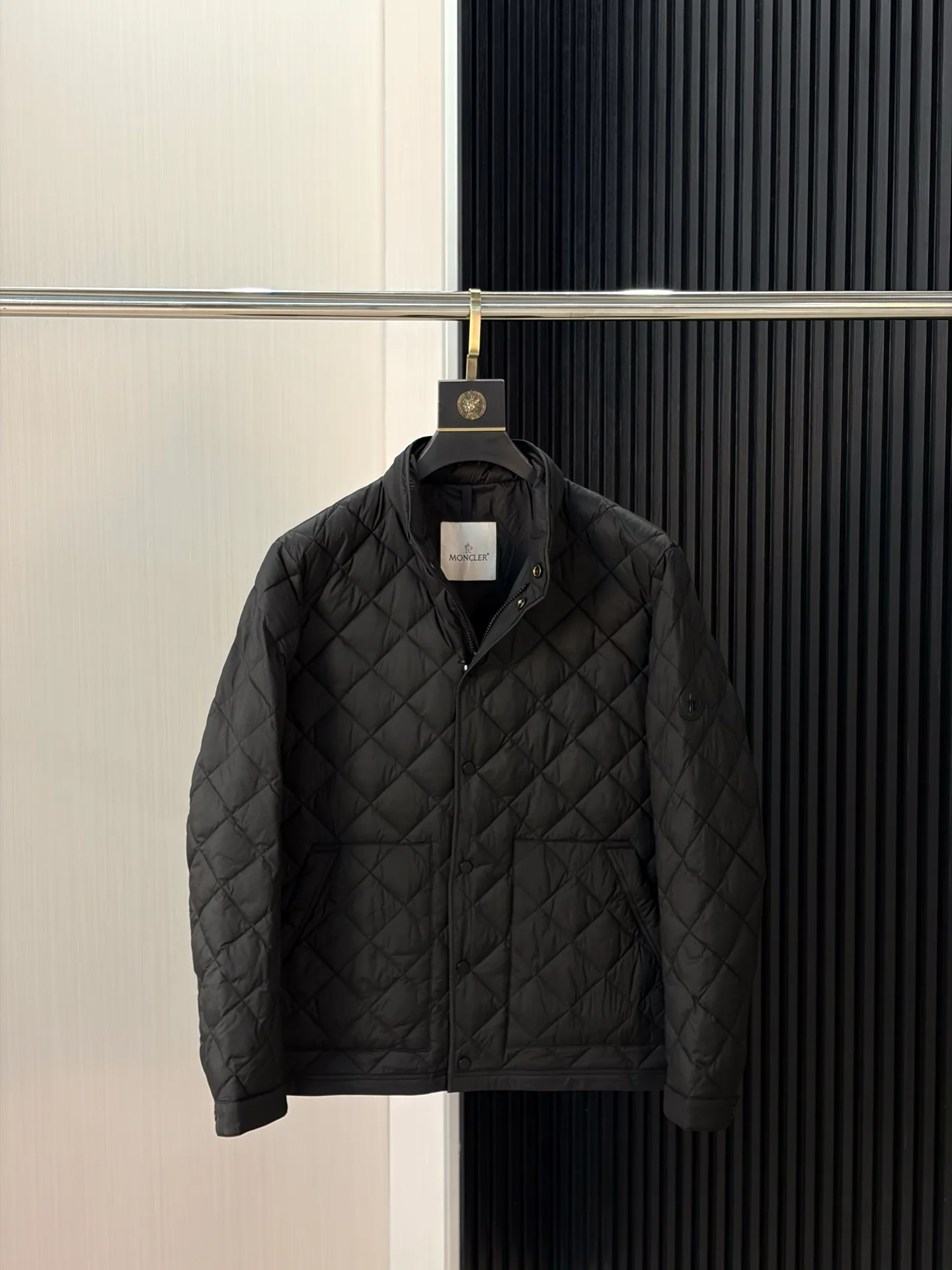 Куртки И Пуховики Женские Moncler 17944003