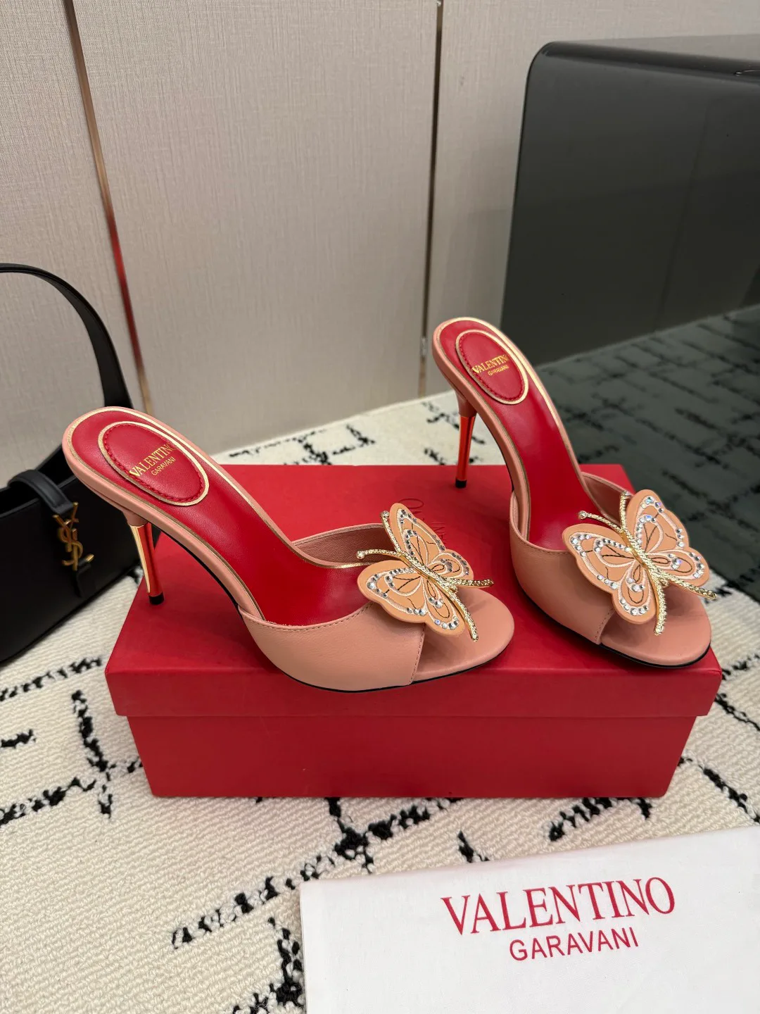 Босоножки Женские Valentino 18049034