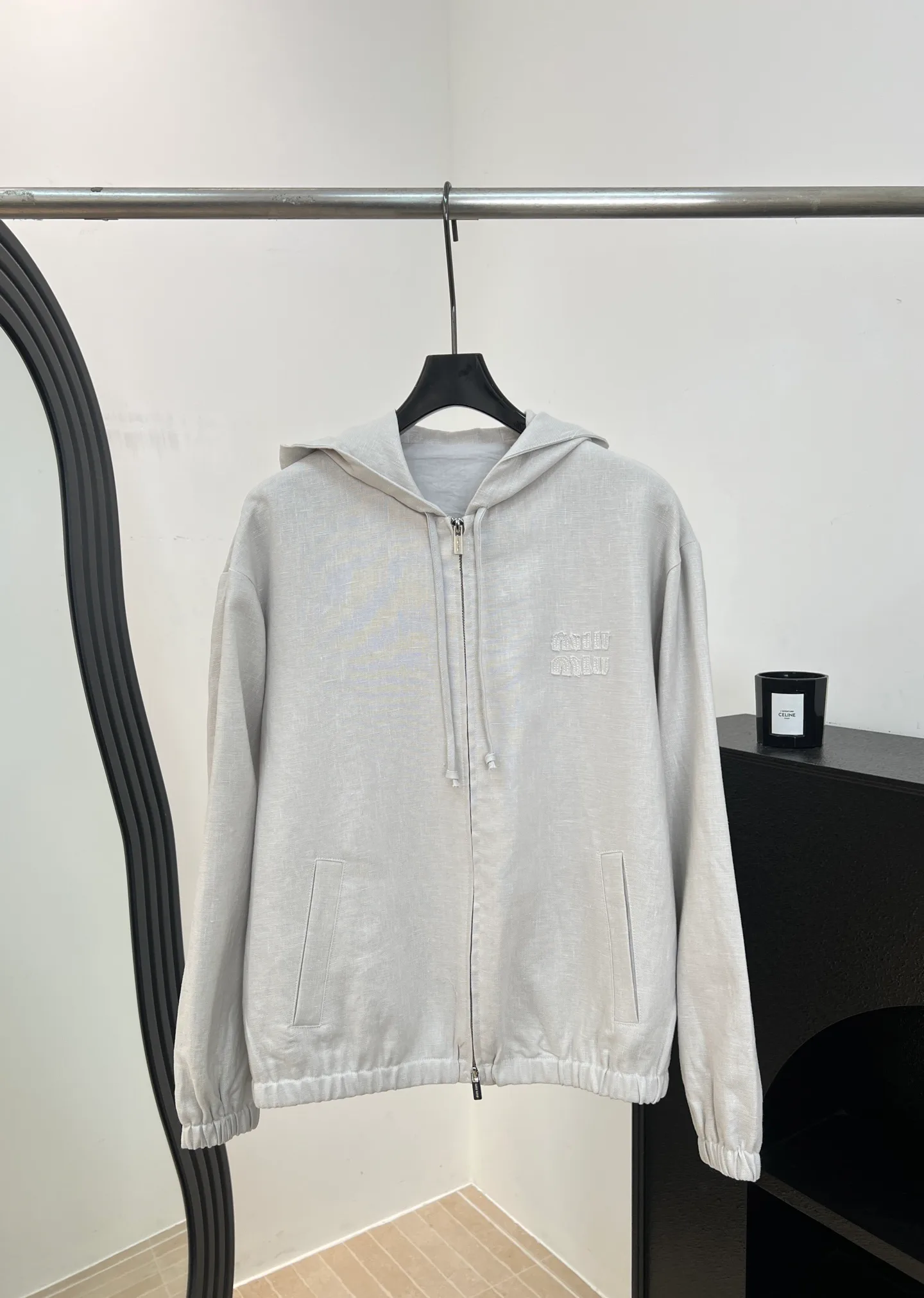 Куртки И Пуховики Женские Miu Miu 18512734