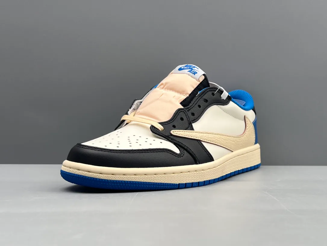 Кроссовки Женские Air Jordan 707405