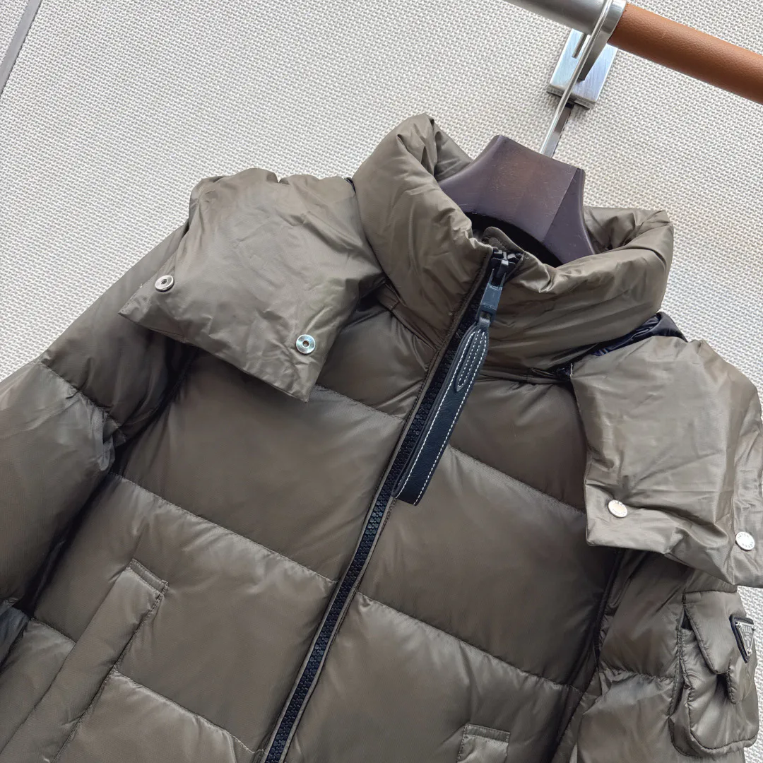 Куртки И Пуховики Женские Prada 18438386