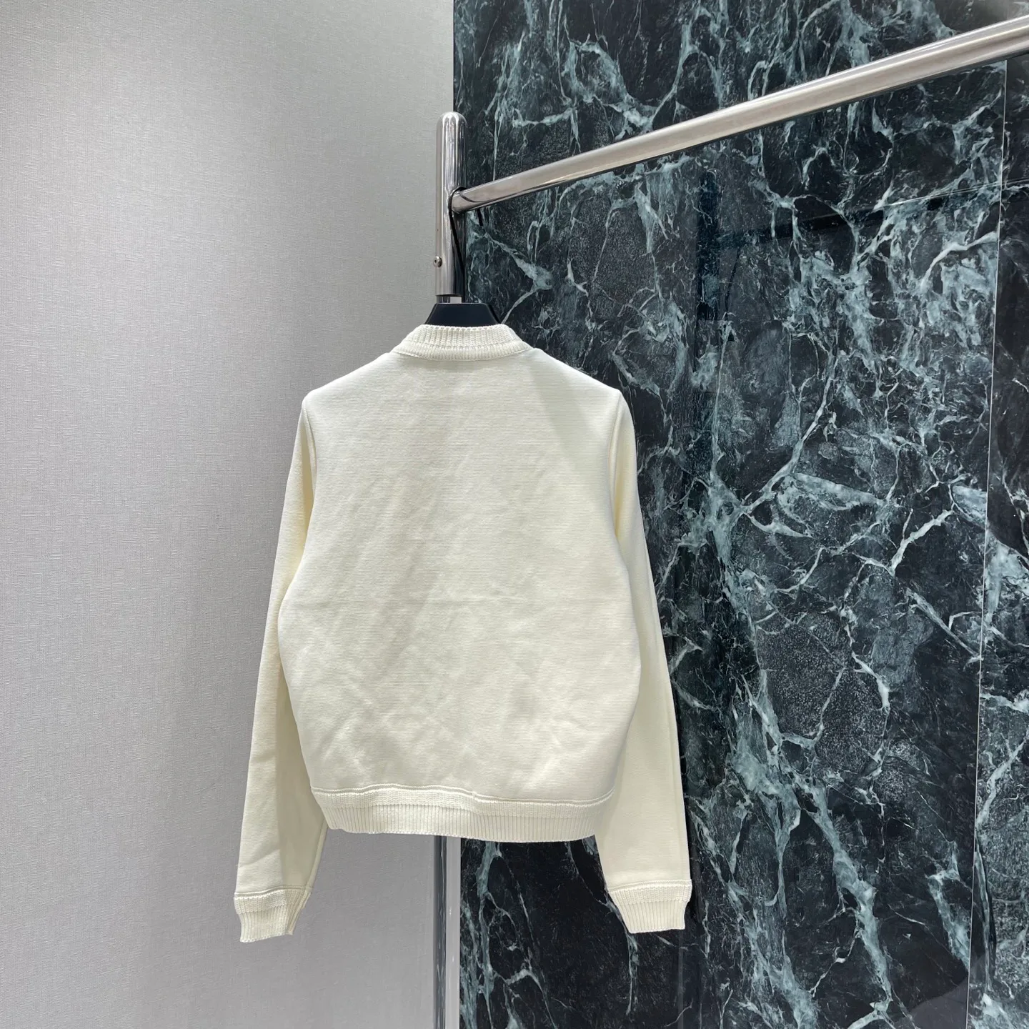 Куртки И Пуховики Женские Moncler 18030711