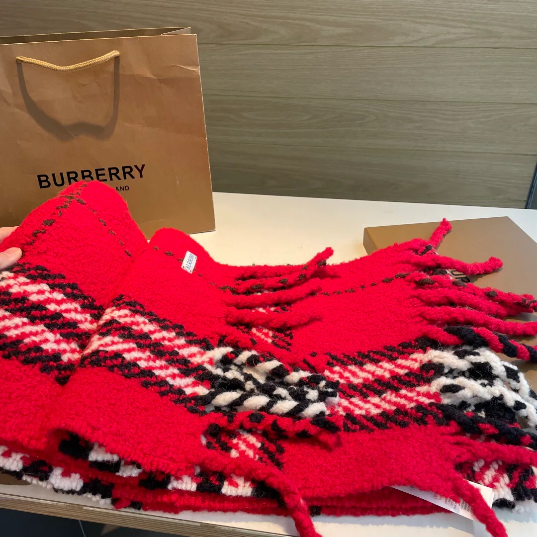 Шарфы Burberry 1701255