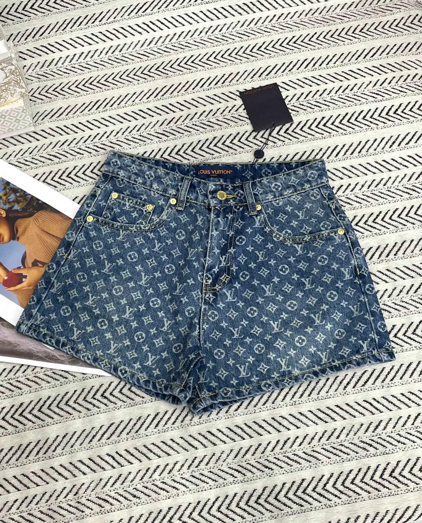 Шорты Женские Louis Vuitton 11691694