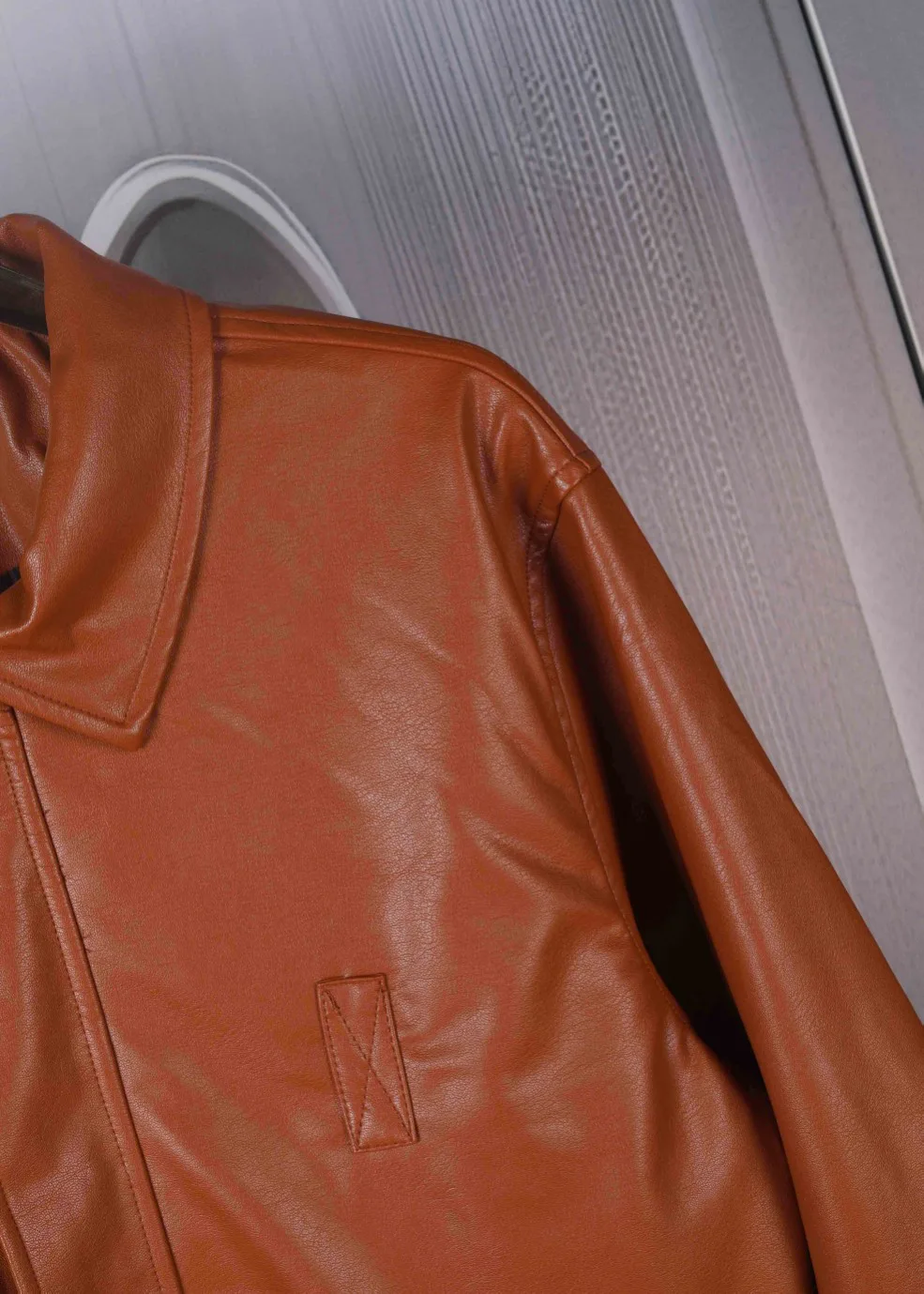 Кожаные Куртки И Дублёнки Мужские Fendi 3007