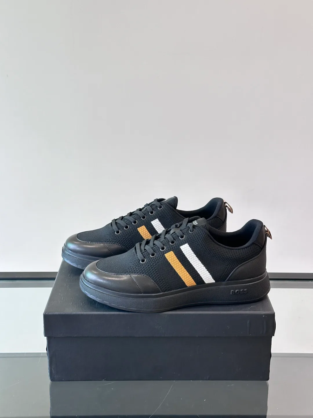 Кроссовки Мужские Hugo Boss 19419