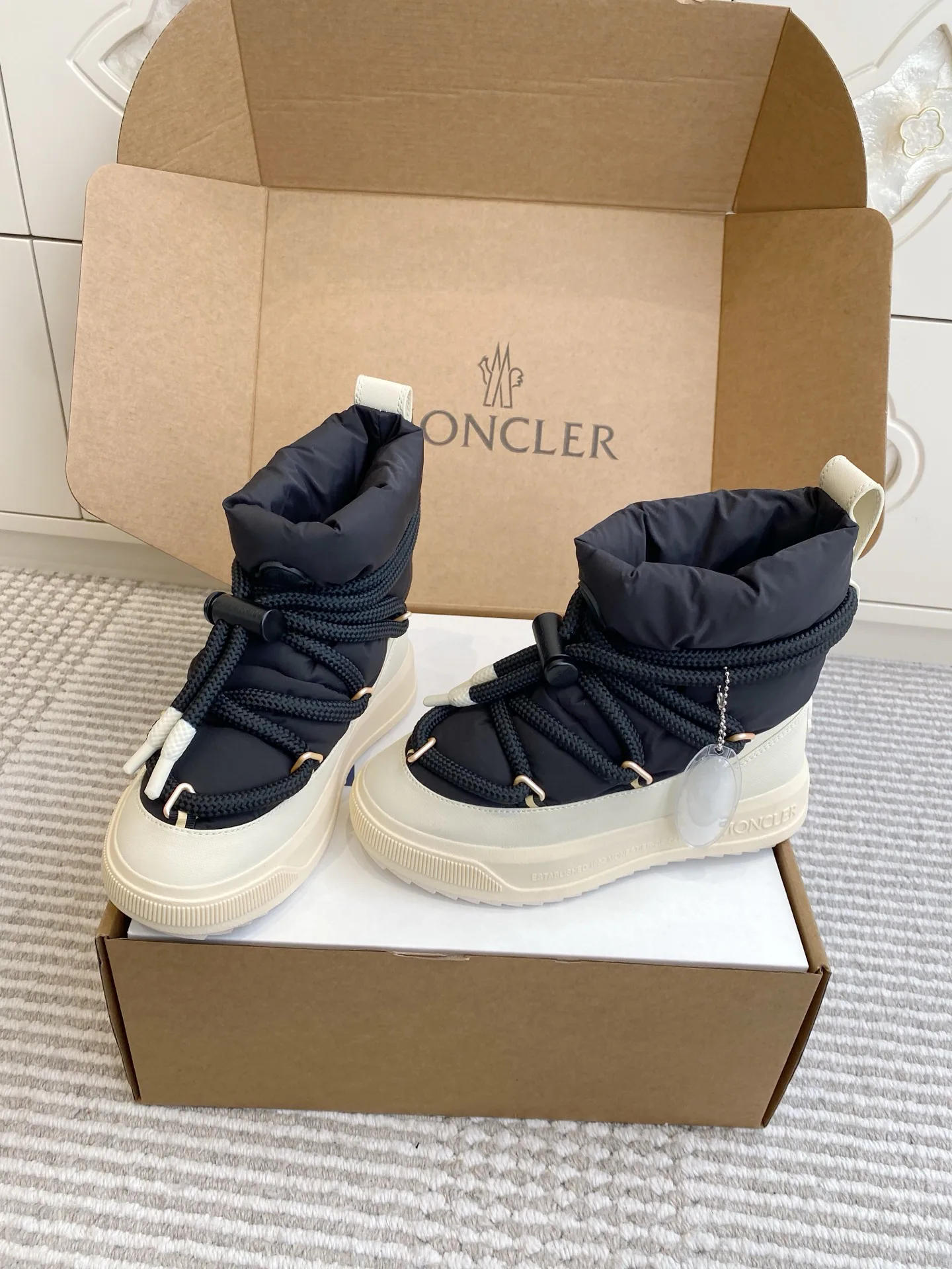 Угги Женские Moncler 393186
