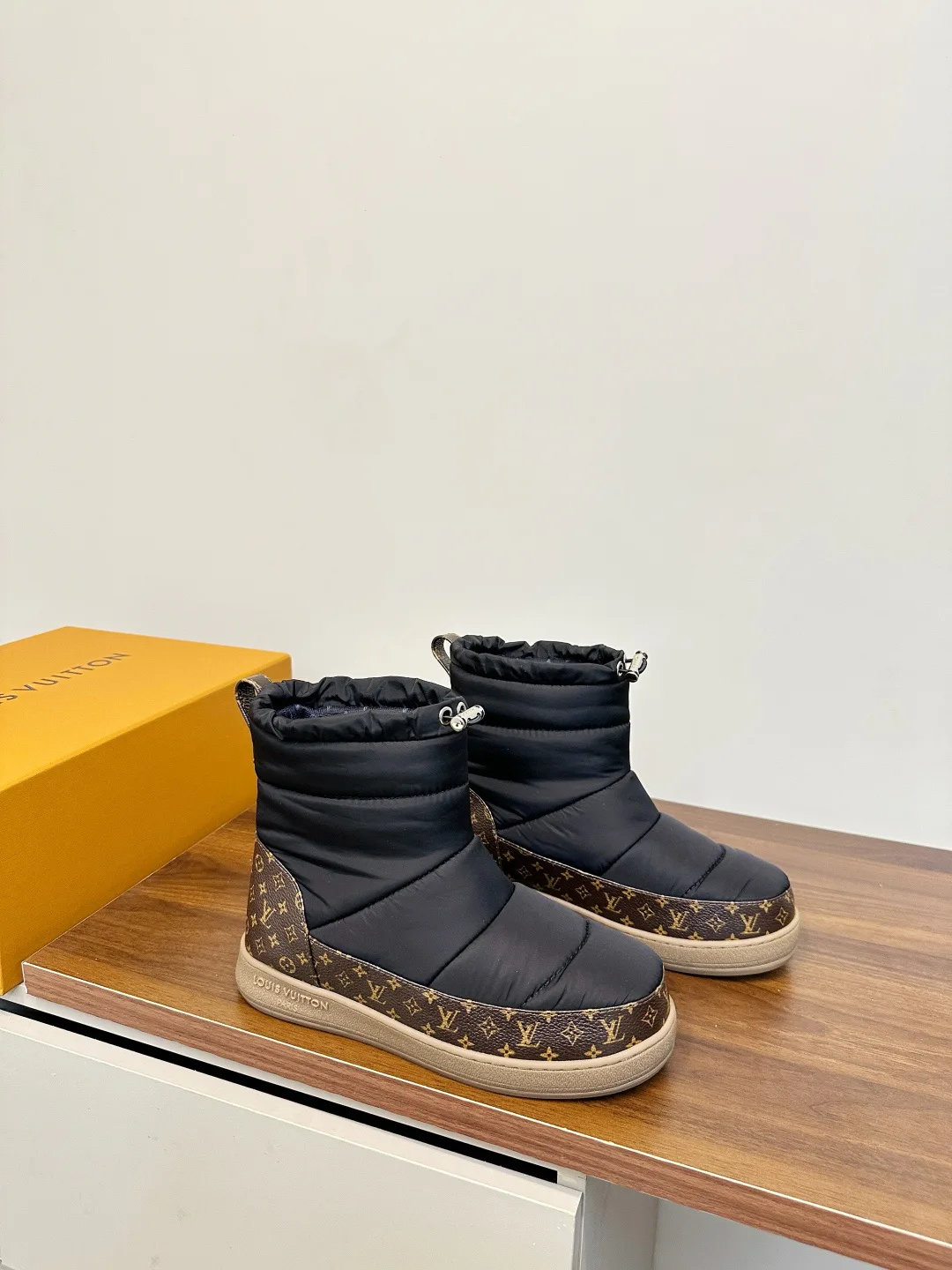 Угги Женские Louis Vuitton 582488