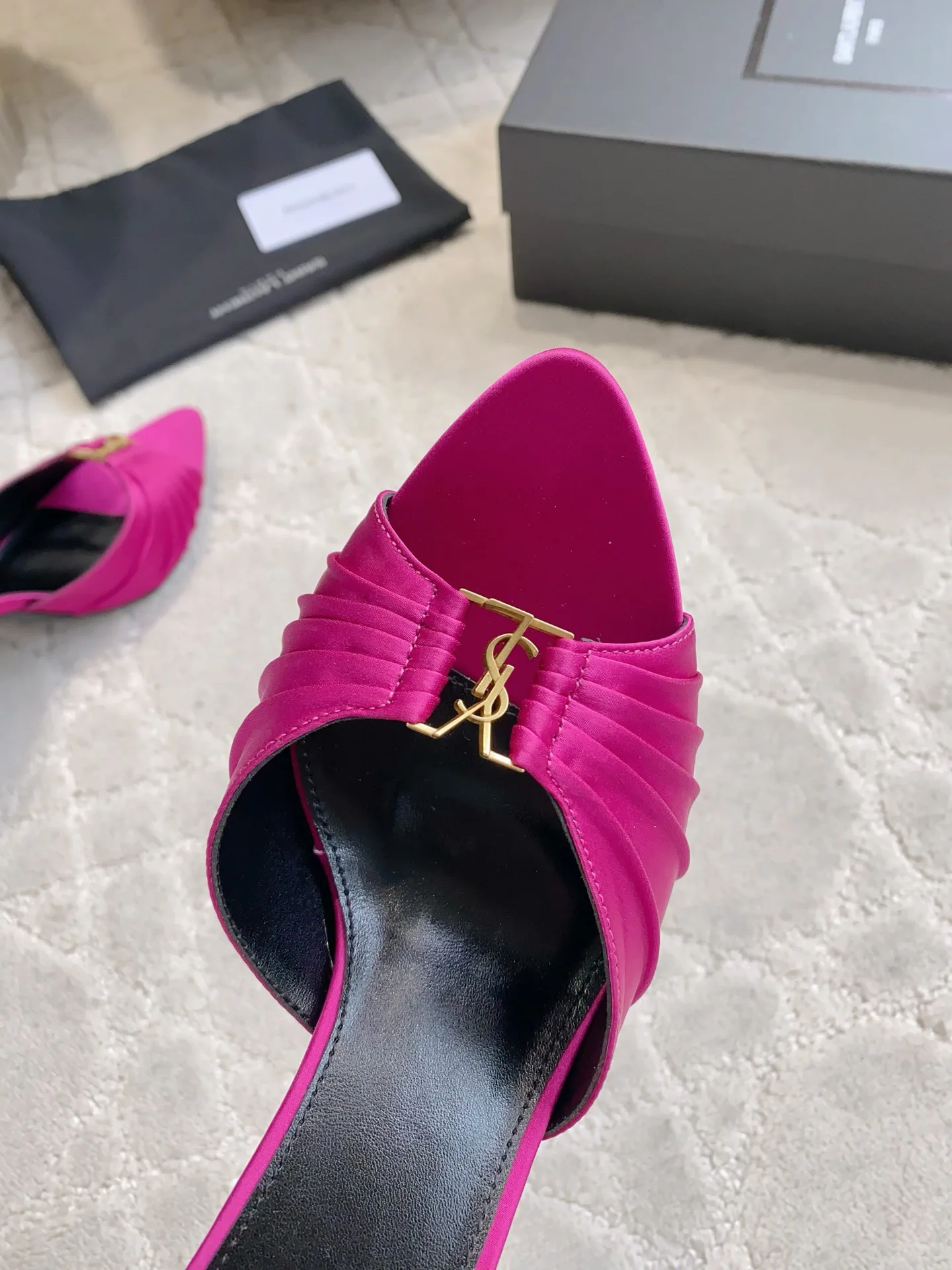 Босоножки Женские Saint Laurent 13332010
