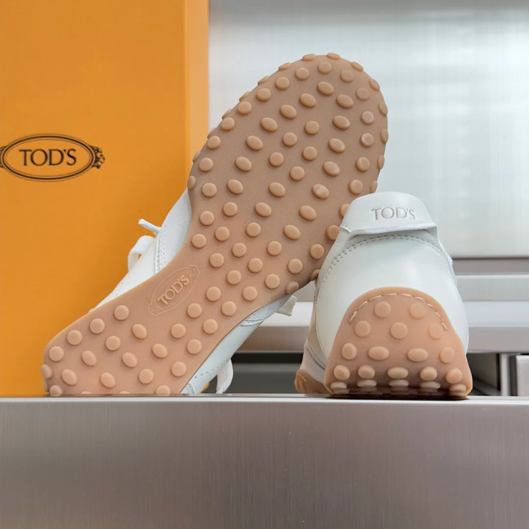 Кроссовки Женские Tod's 18344750