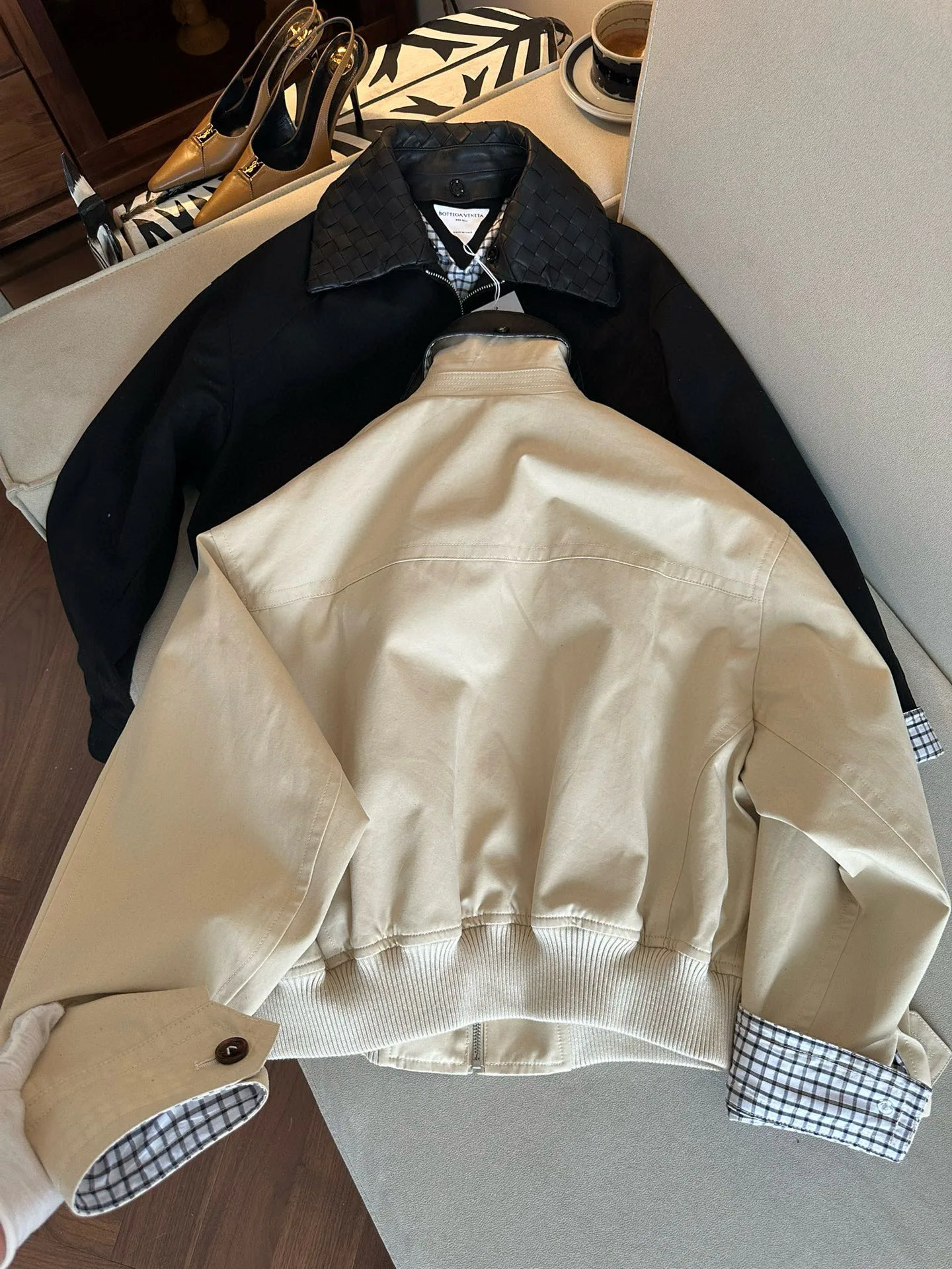 Кожаные Куртки И Дублёнки Женские Bottega Veneta 10817698