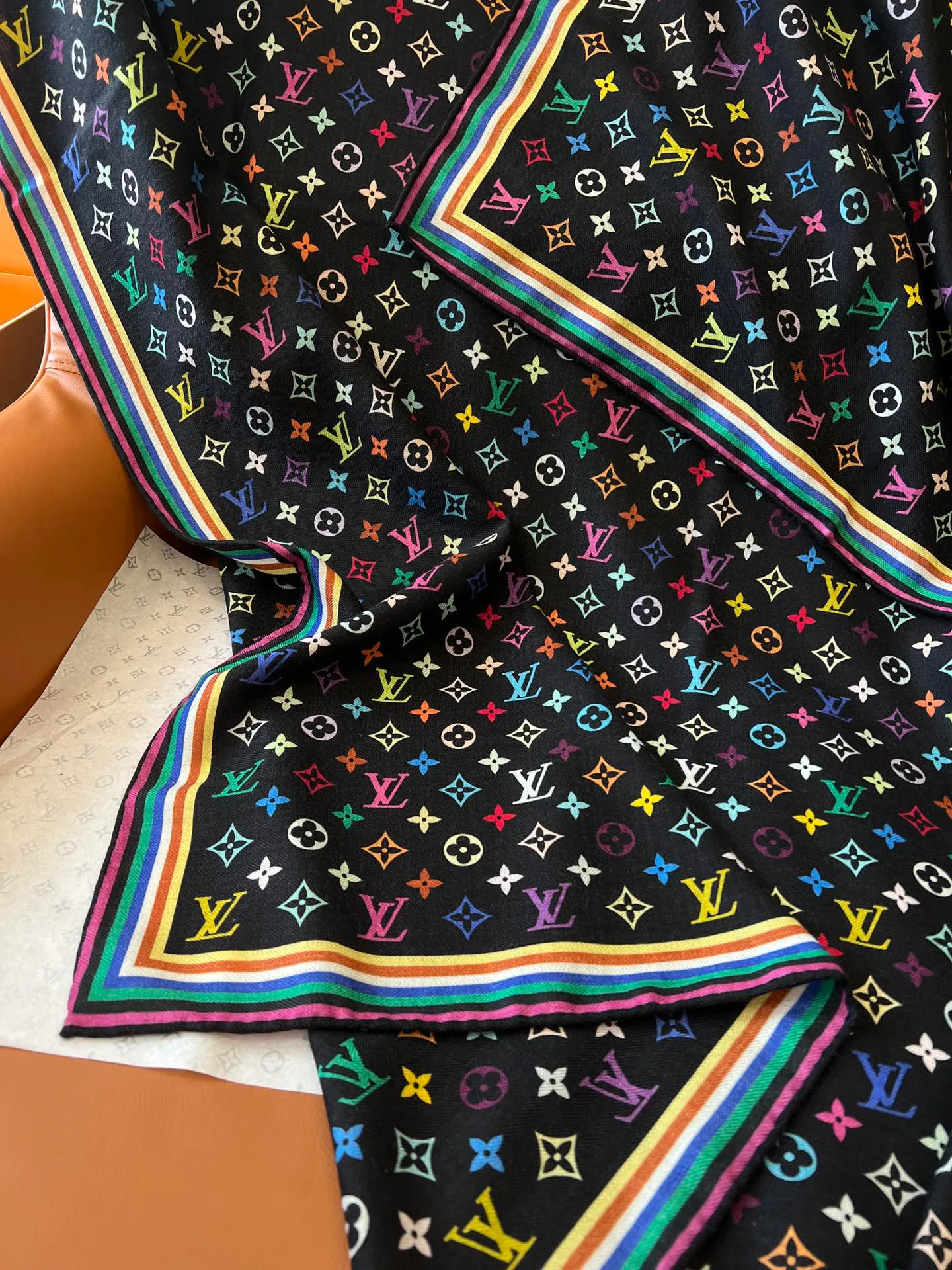 Шарфы Louis Vuitton 2478552