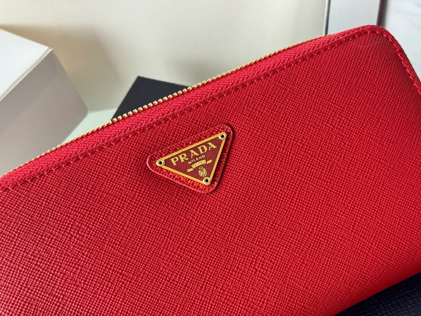 Клатчи Женские Prada 17999870