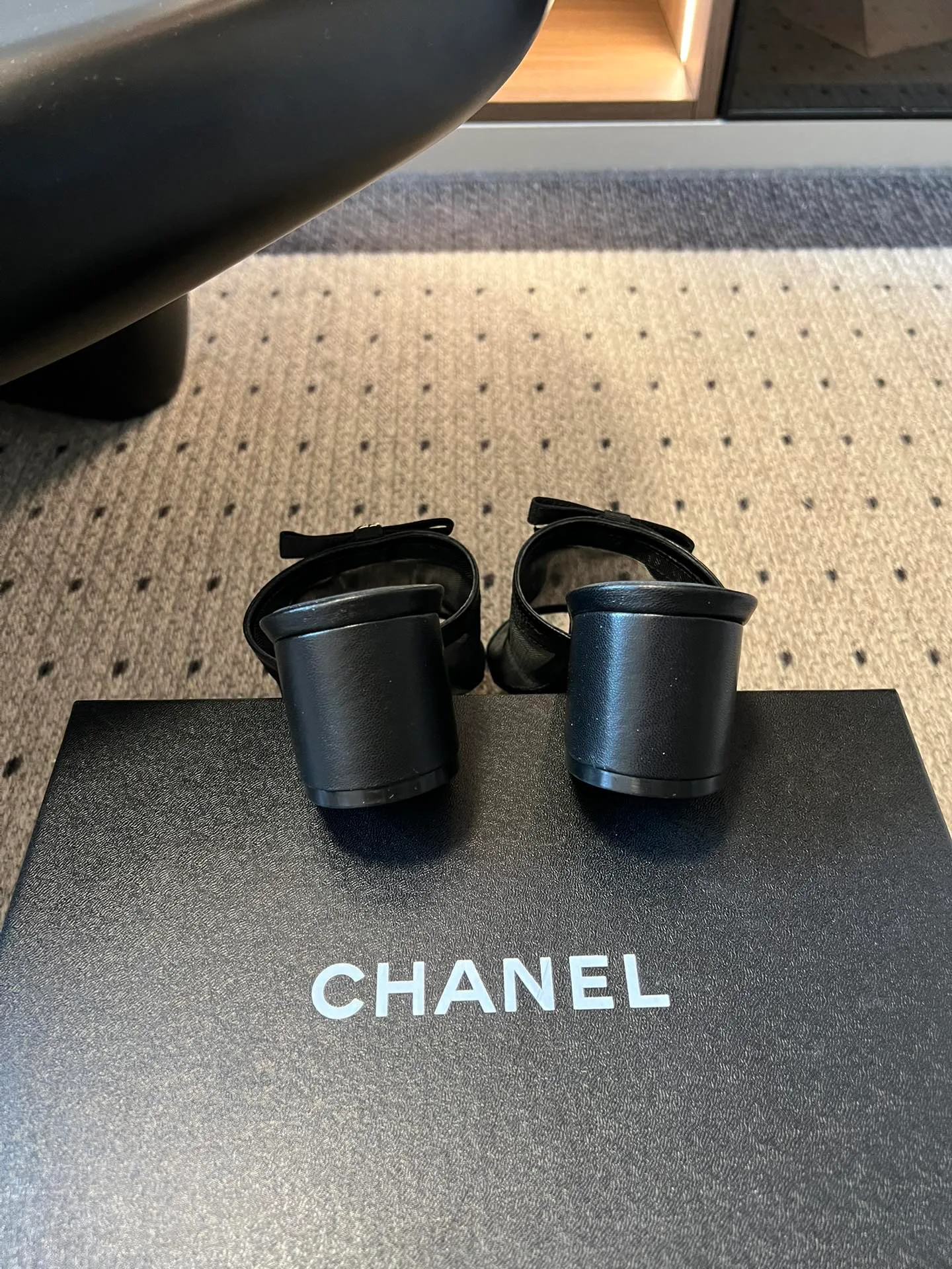 Сандалии Женские Chanel 11685373