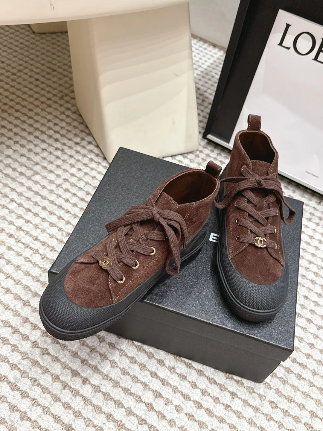 Кроссовки Женские Chanel 18497856