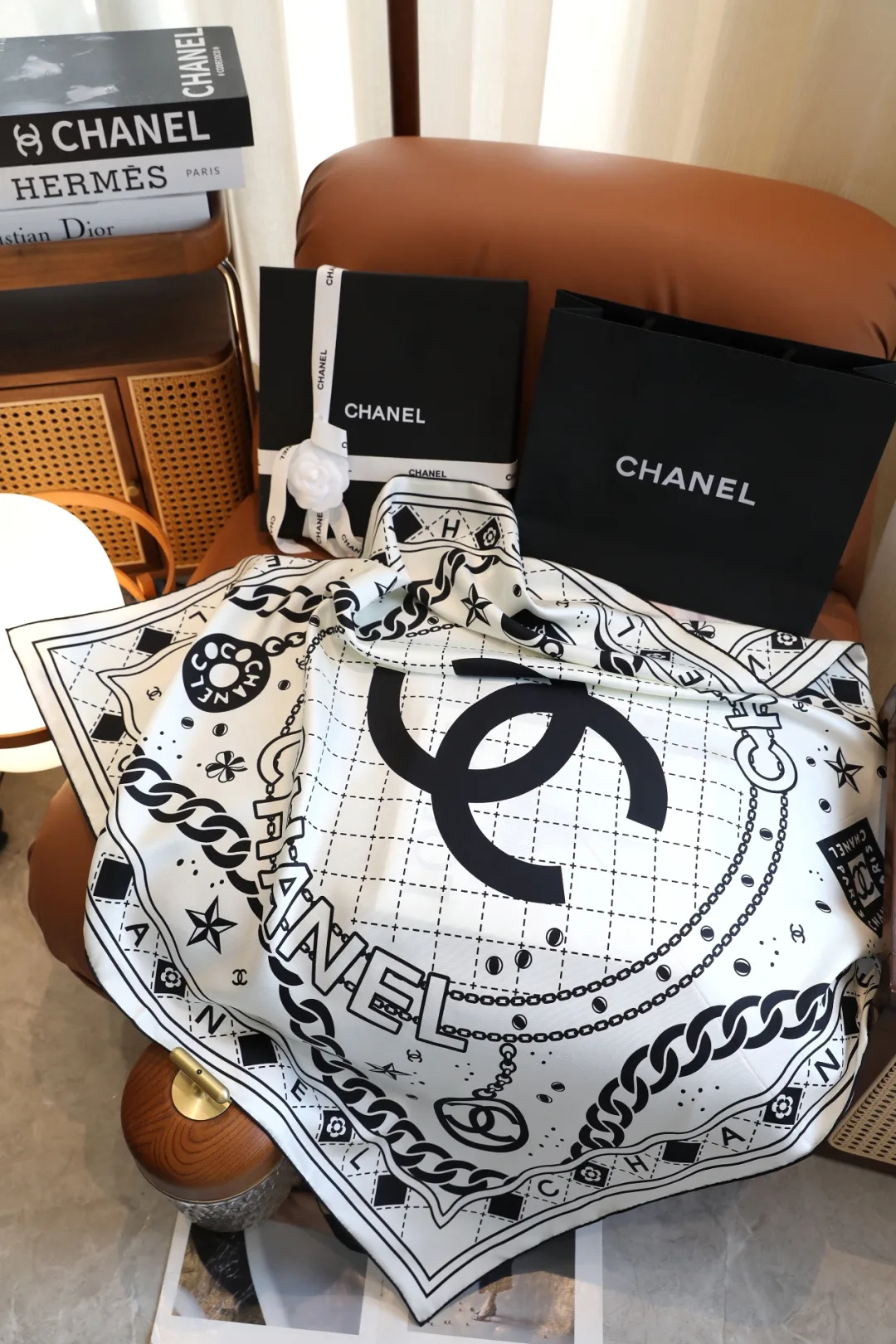 Платки Chanel 4775400
