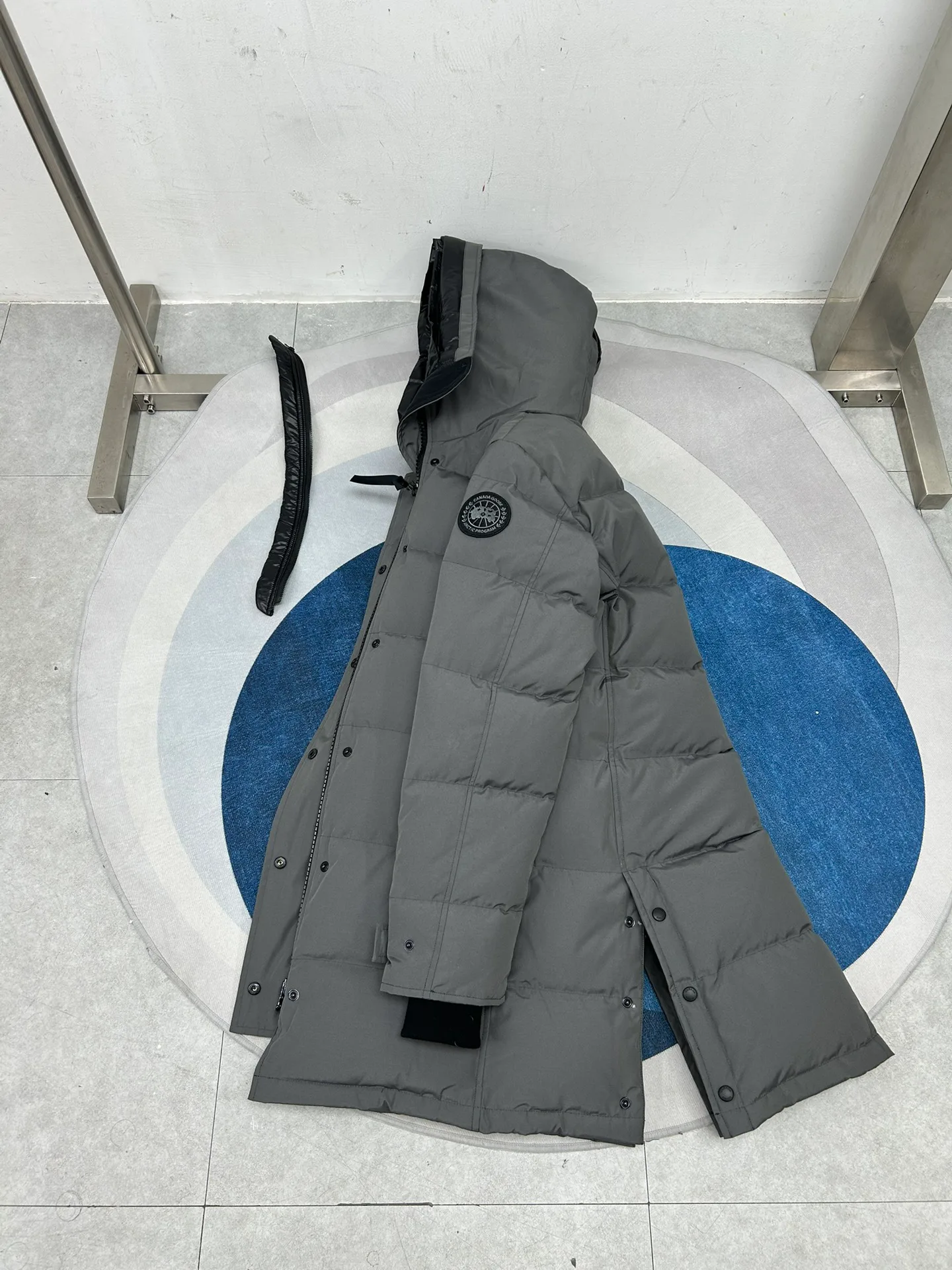 Пальто Женские Canada Goose 4825874