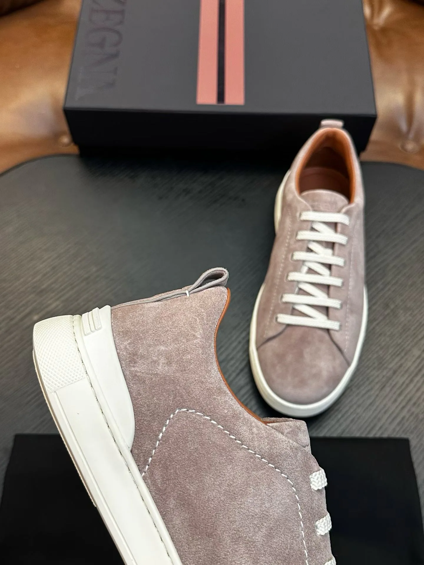 Кроссовки Женские Zegna 18514895