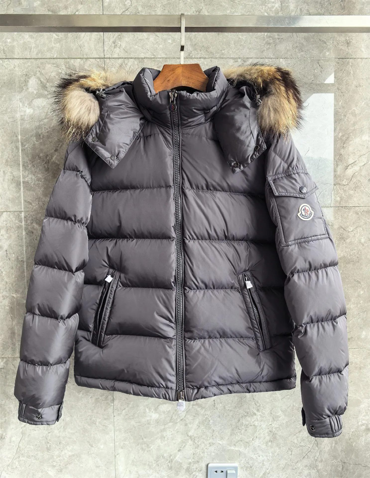 Куртки И Пуховики Женские Moncler 18761342