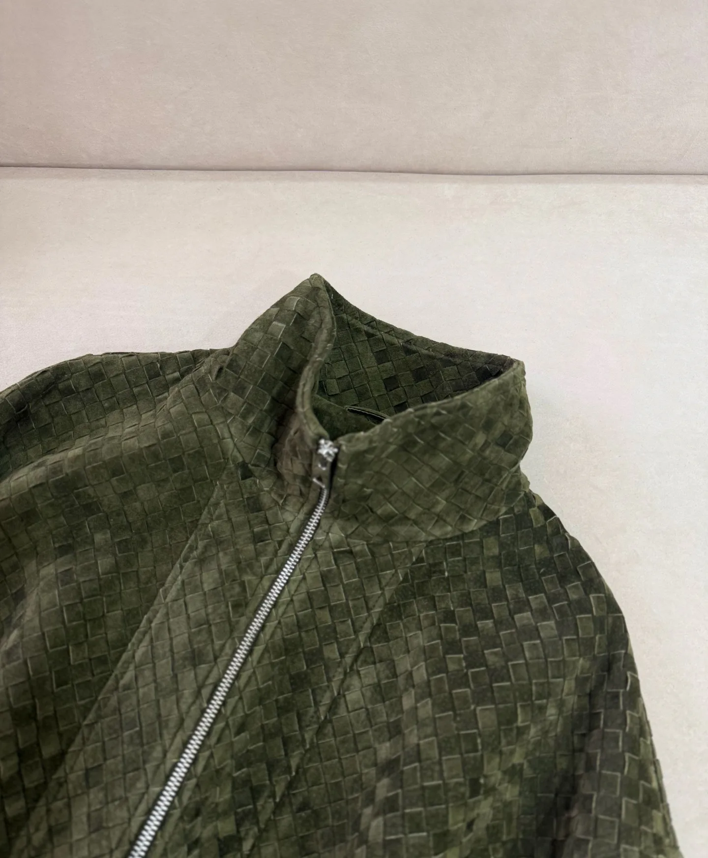 Кожаные Куртки И Дублёнки Женские Bottega Veneta 18208777
