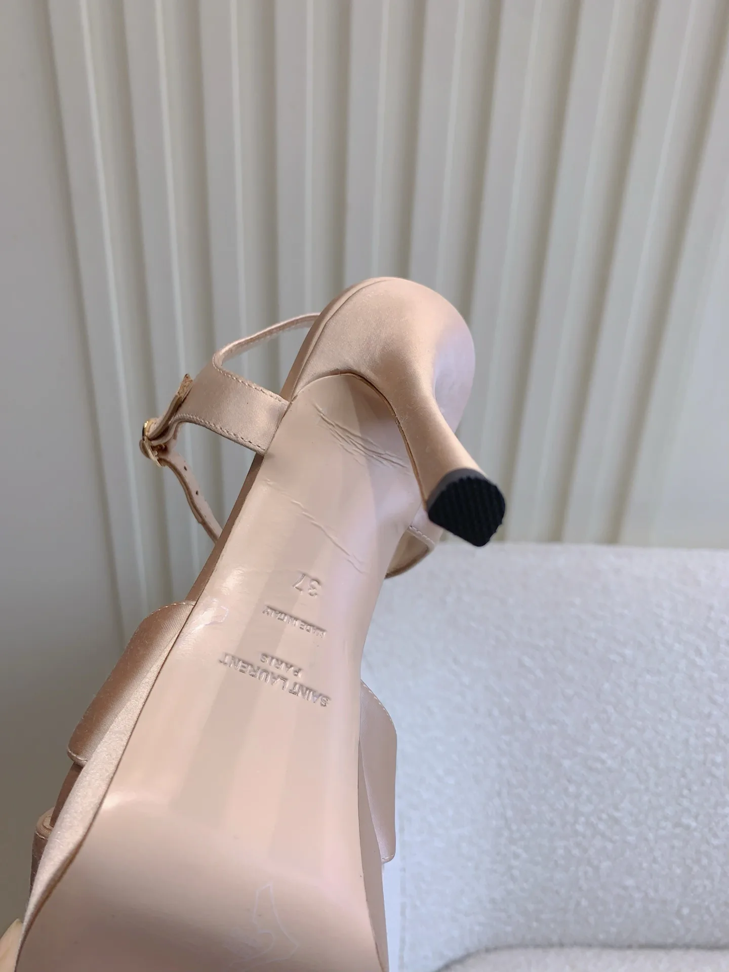 Босоножки Женские Saint Laurent 1830319