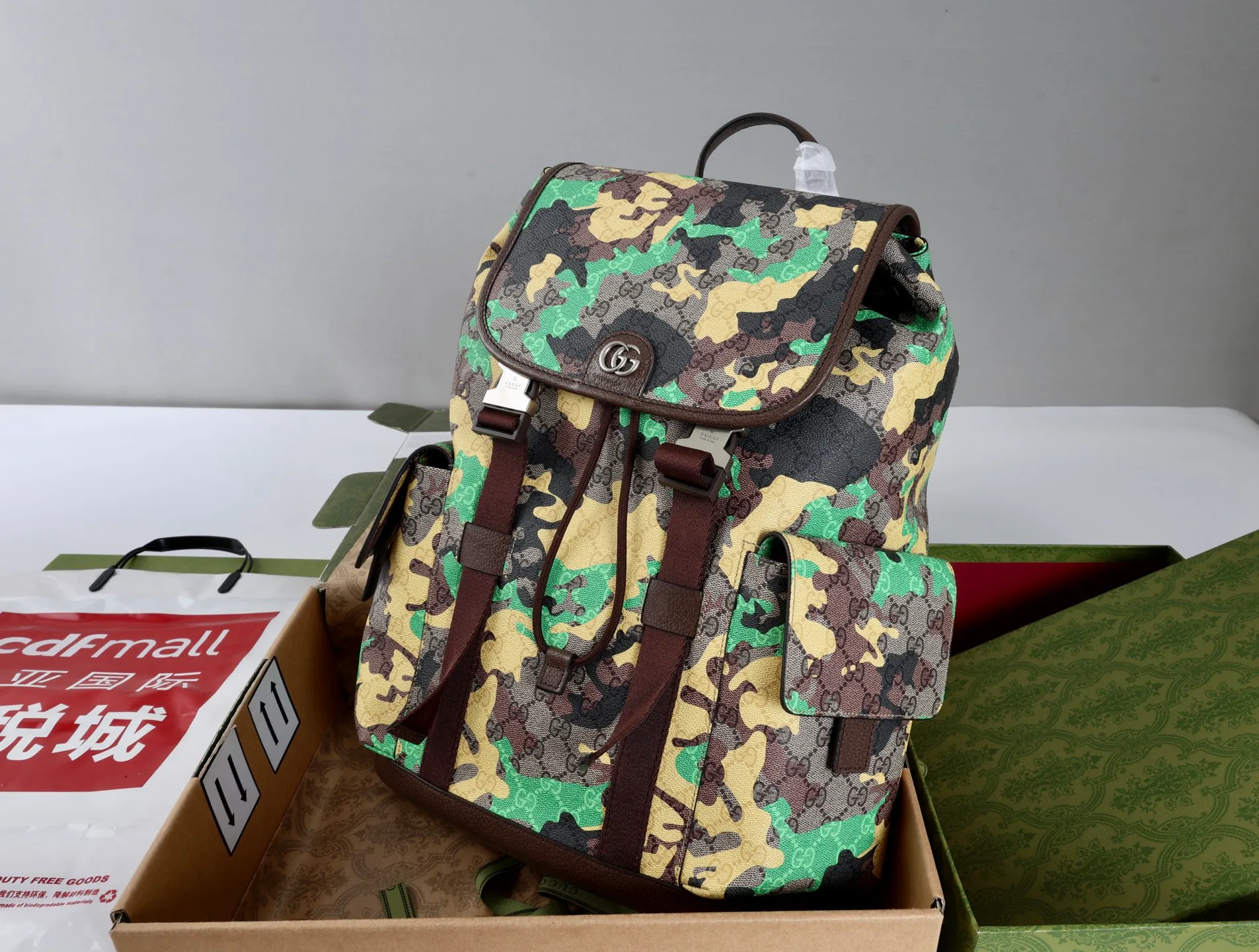 Рюкзаки Женские Gucci 691402