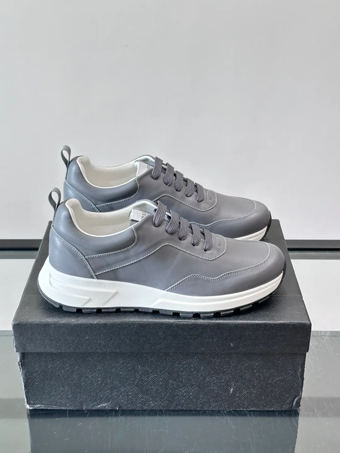 Кроссовки Мужские Prada 17349447